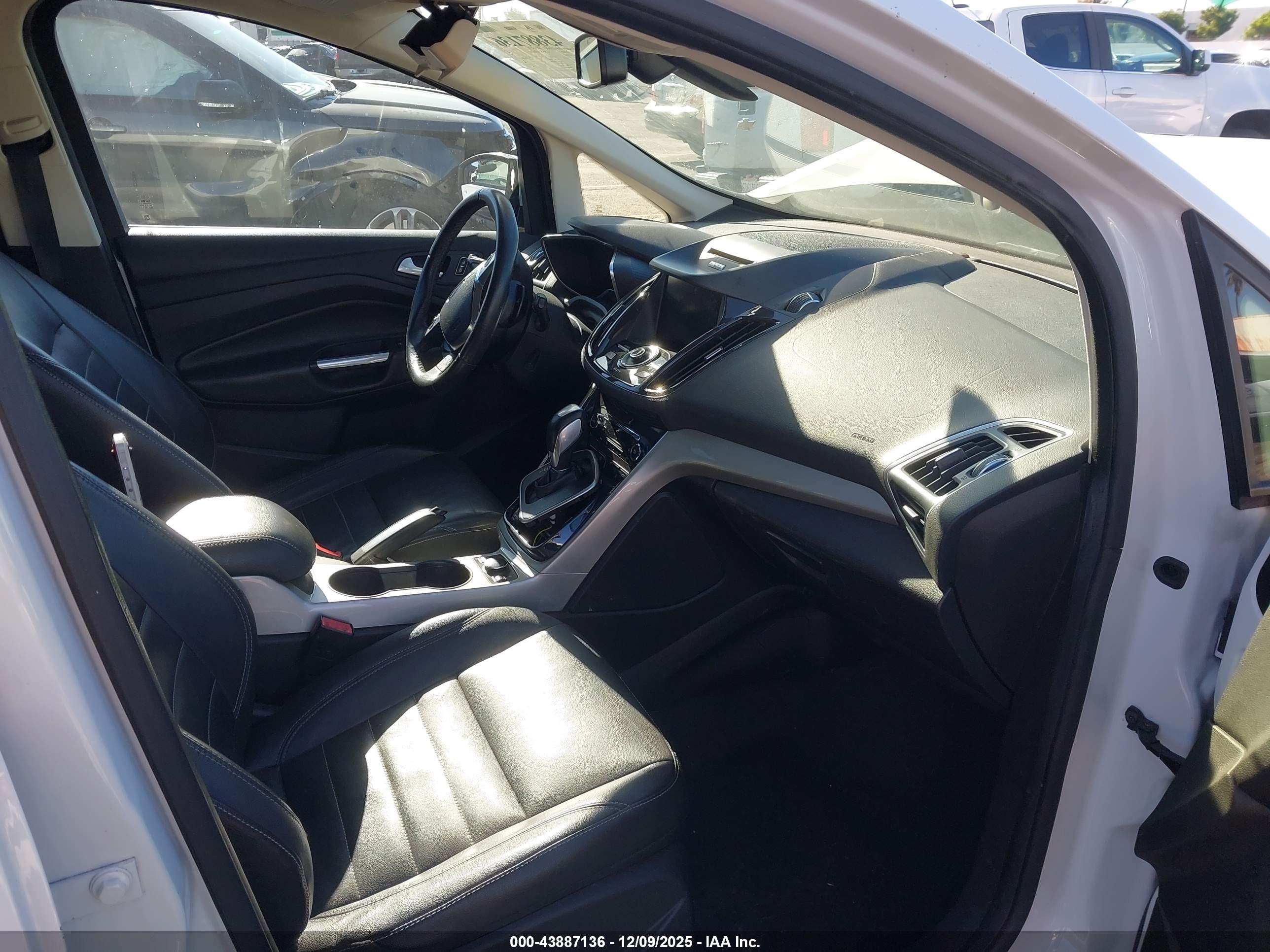 FORD C-MAX image 5