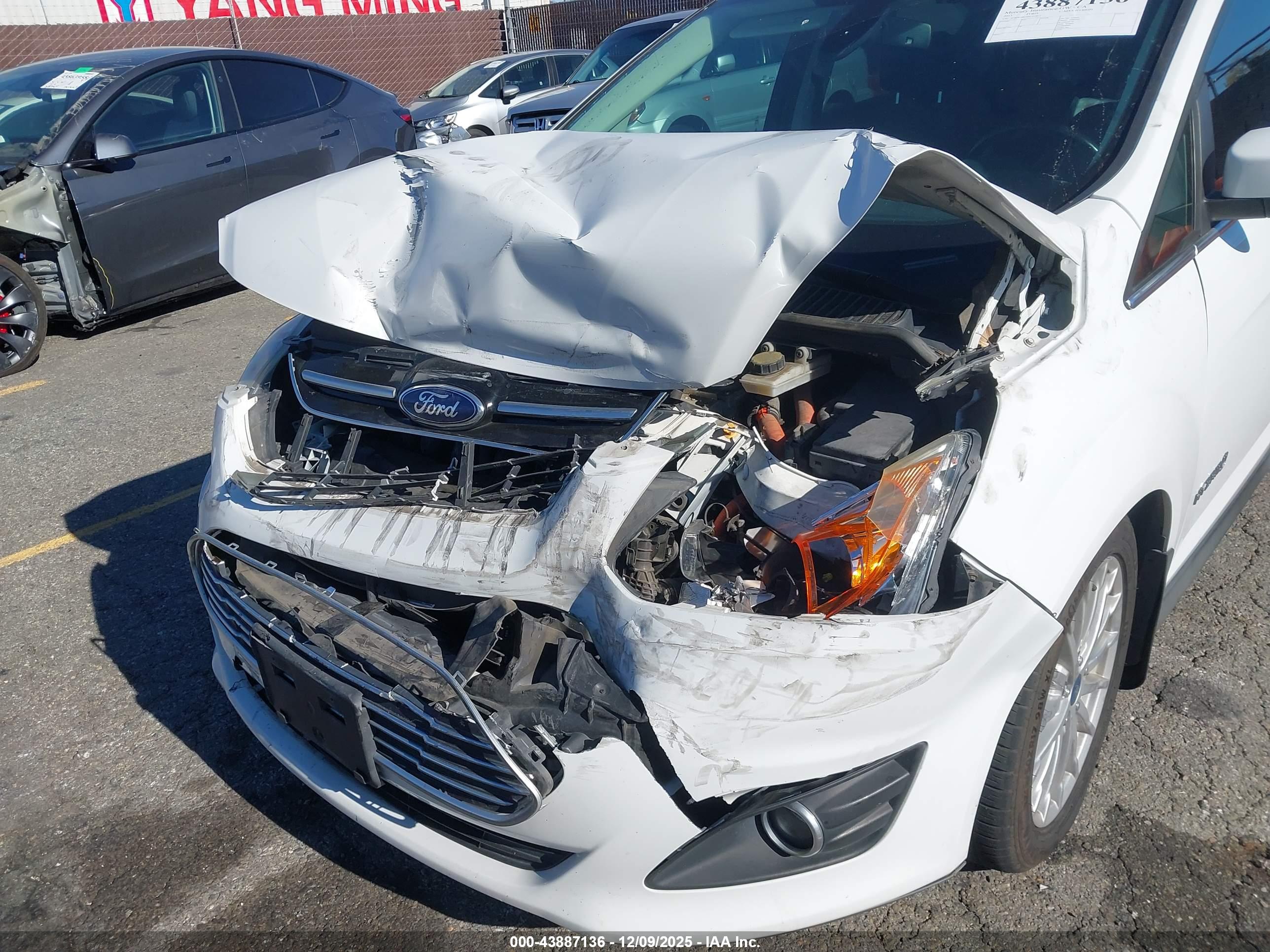 FORD C-MAX image 6