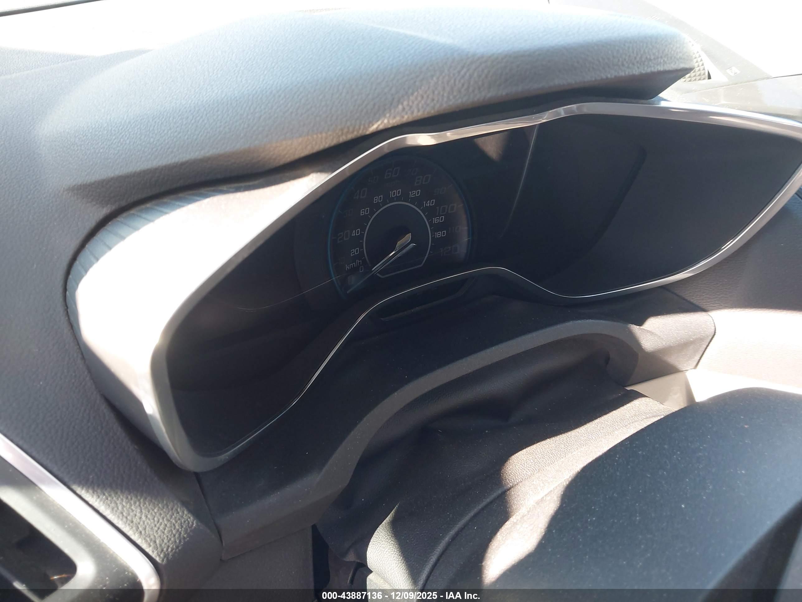FORD C-MAX image 7