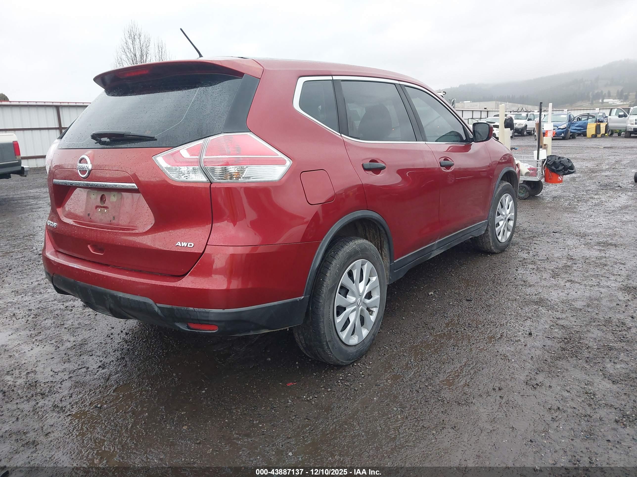 NISSAN ROGUE image 4