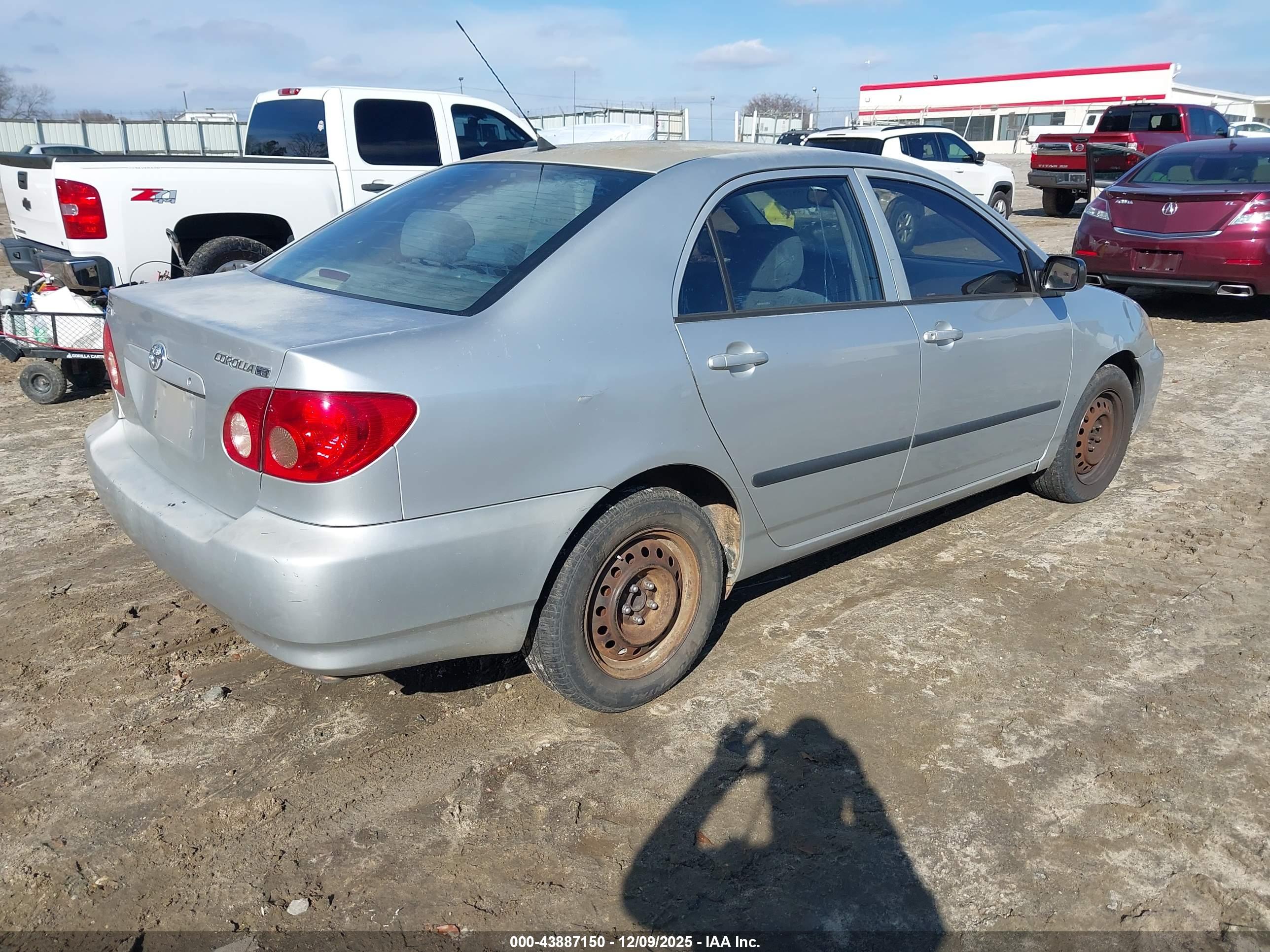 TOYOTA COROLLA image 4