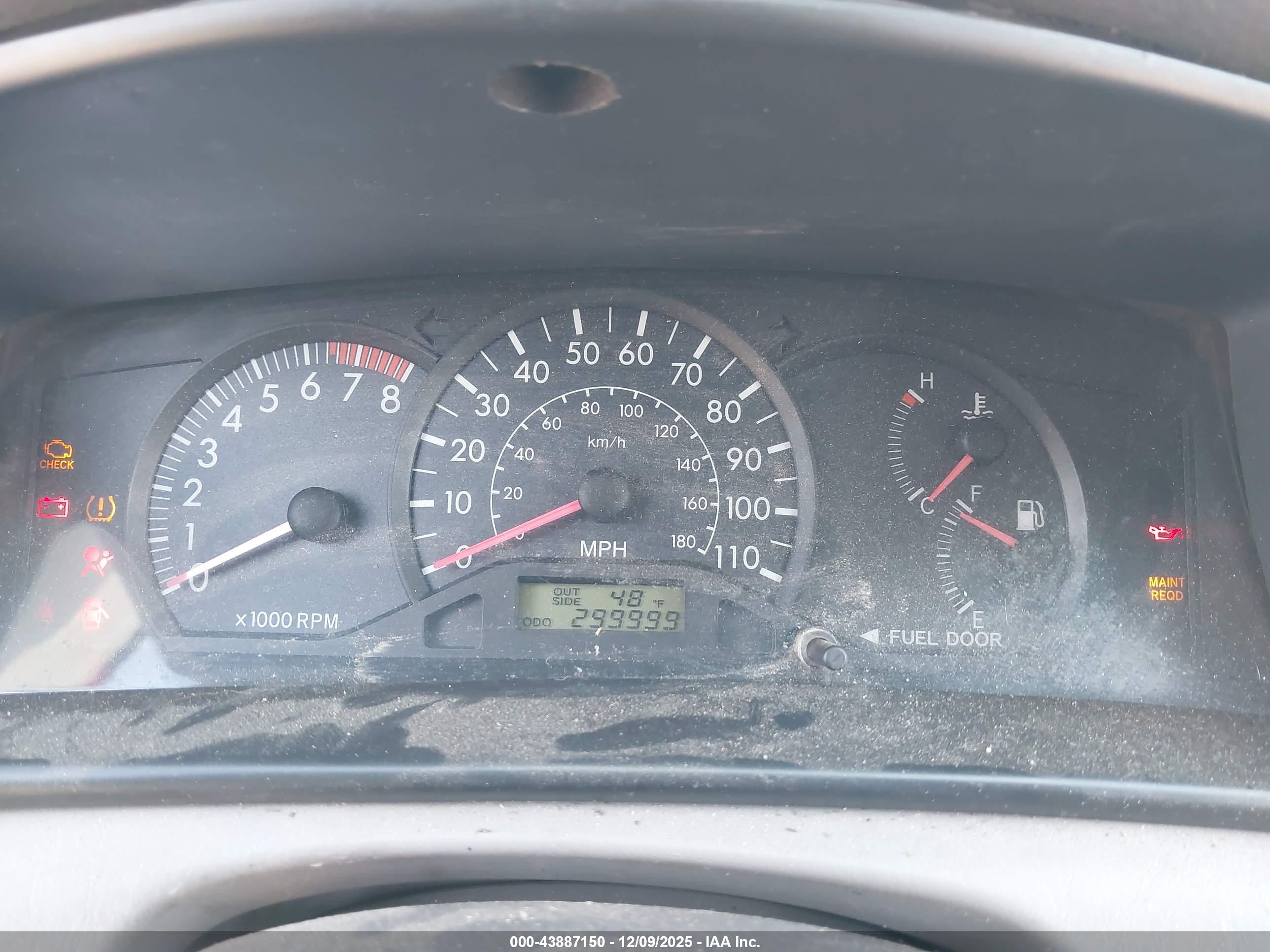 TOYOTA COROLLA image 7