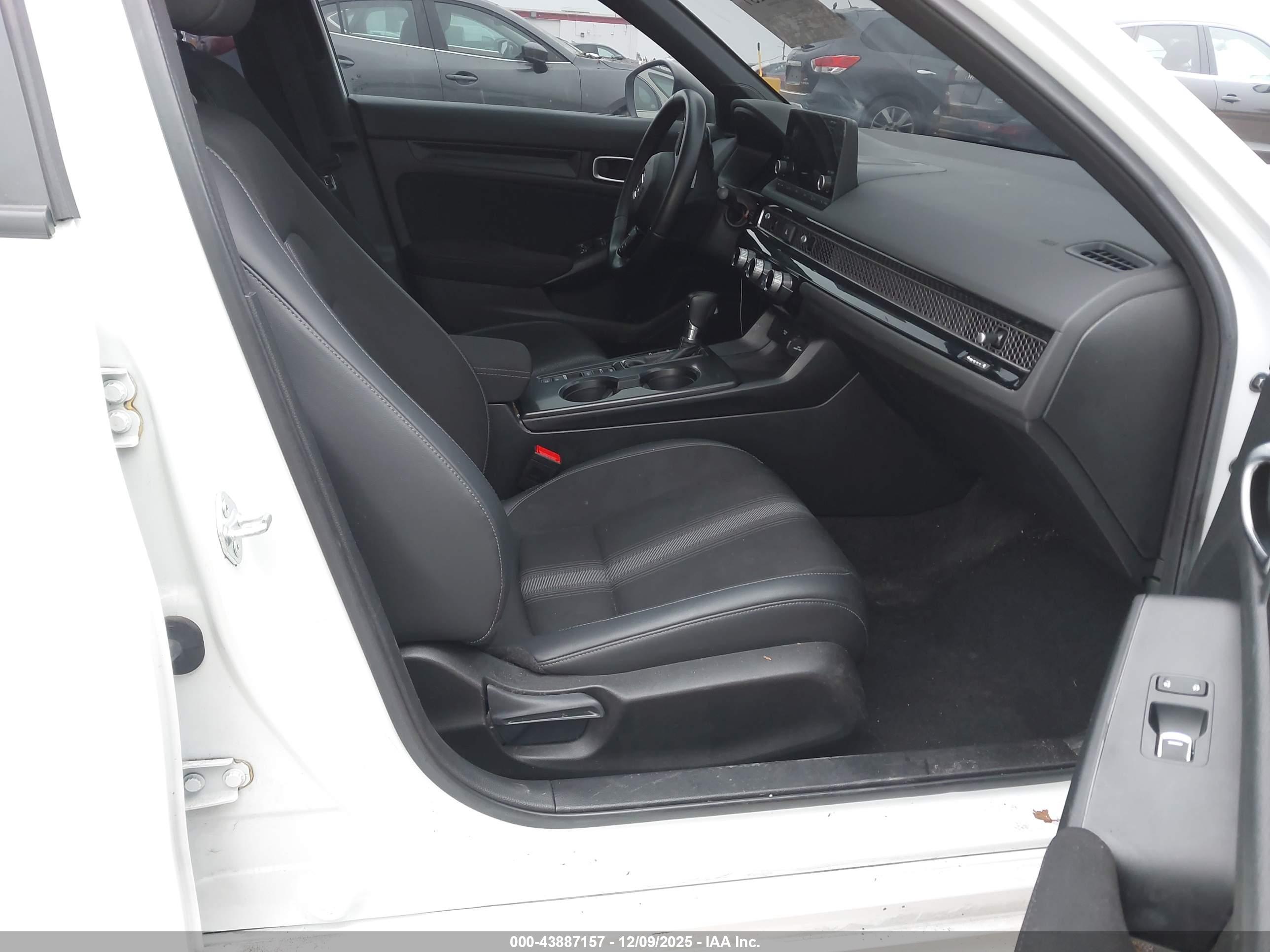 HONDA CIVIC image 5