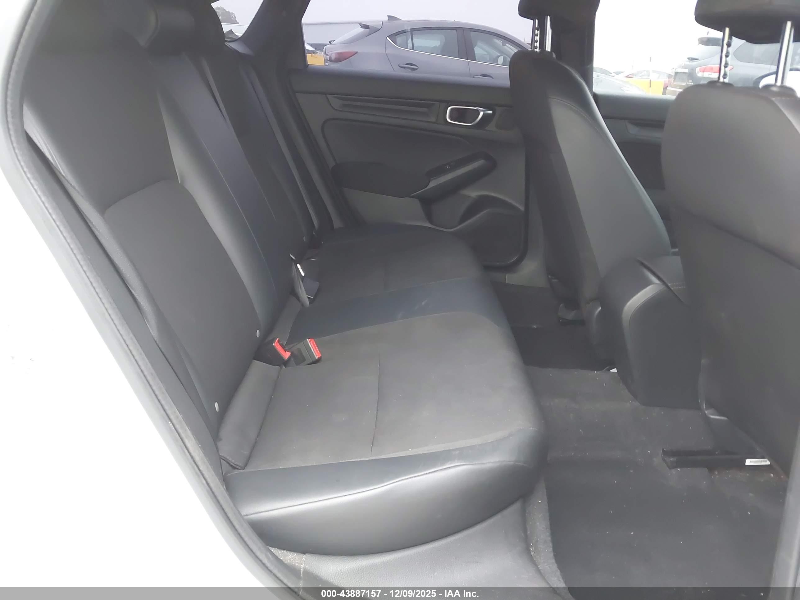 HONDA CIVIC image 8