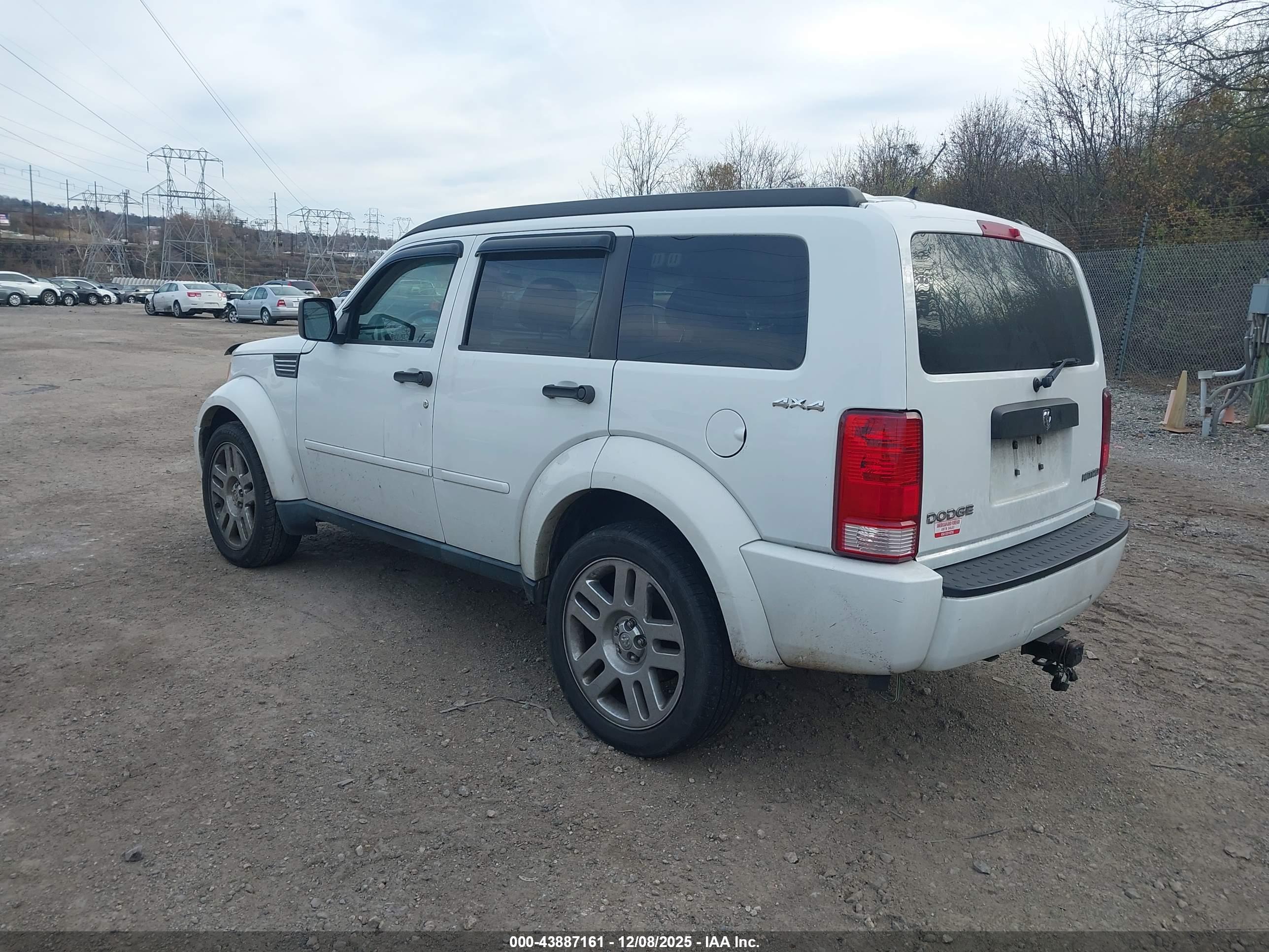 DODGE NITRO image 3