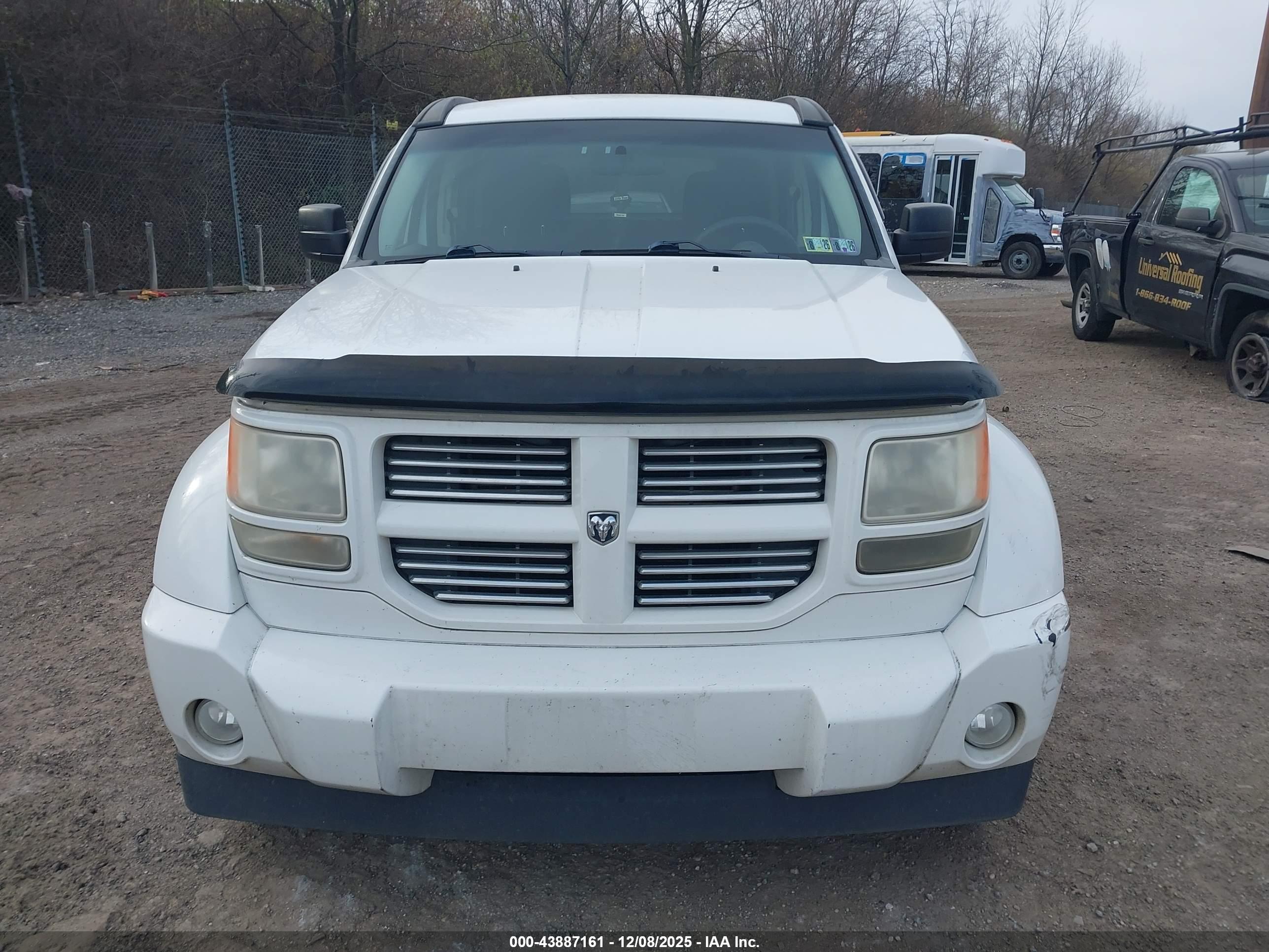 DODGE NITRO image 6