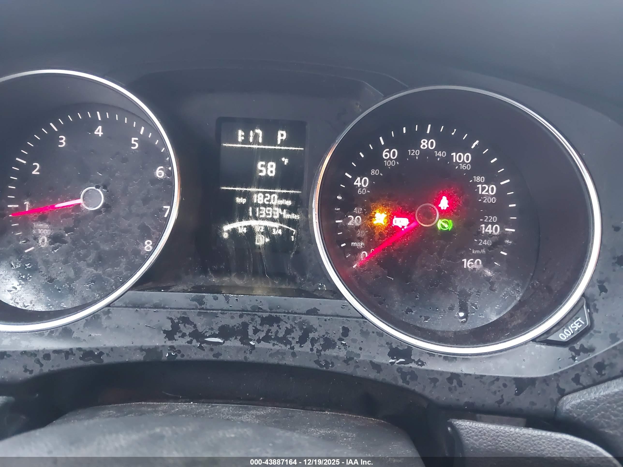 VOLKSWAGEN JETTA image 7