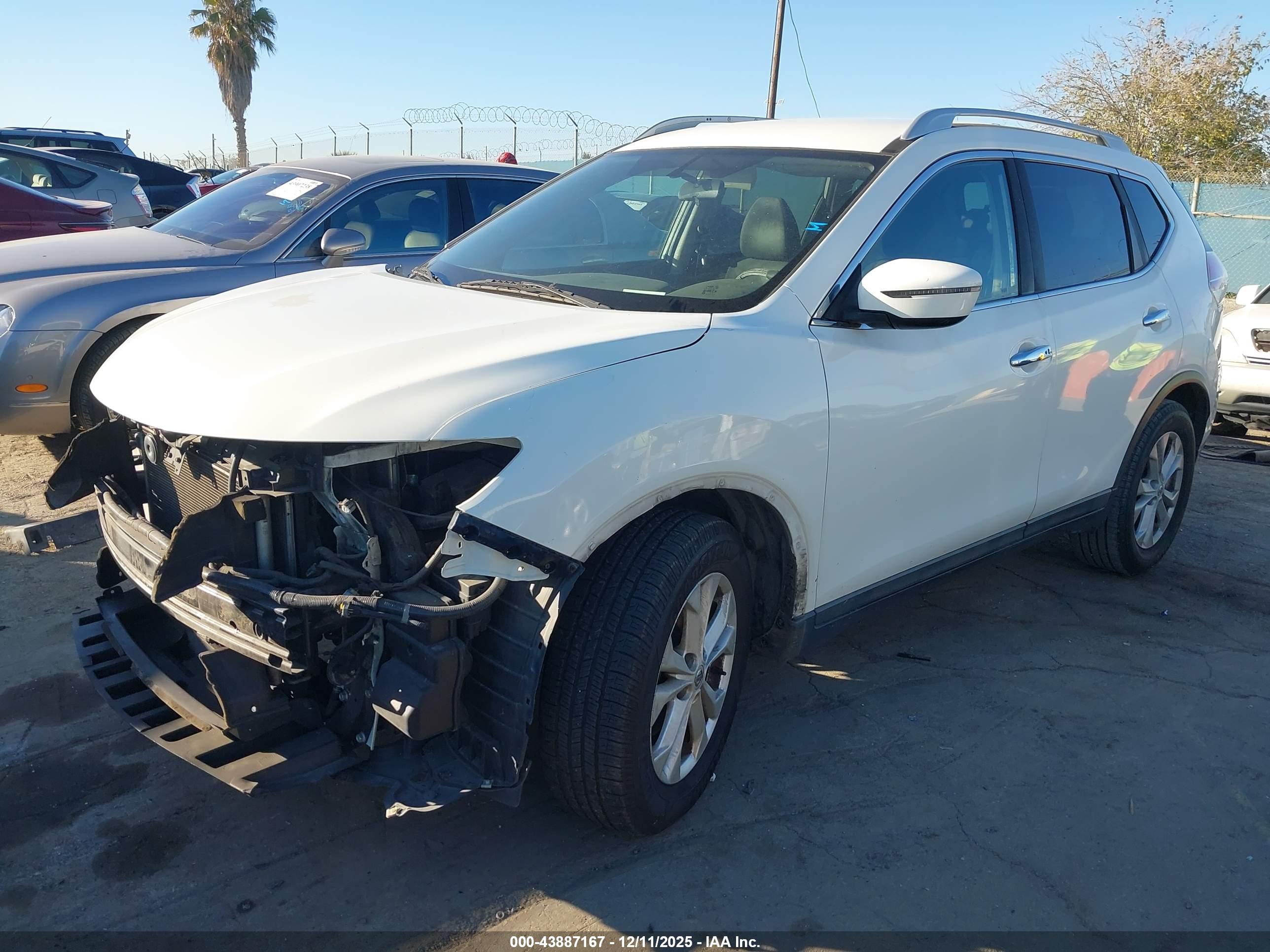 NISSAN ROGUE image 2