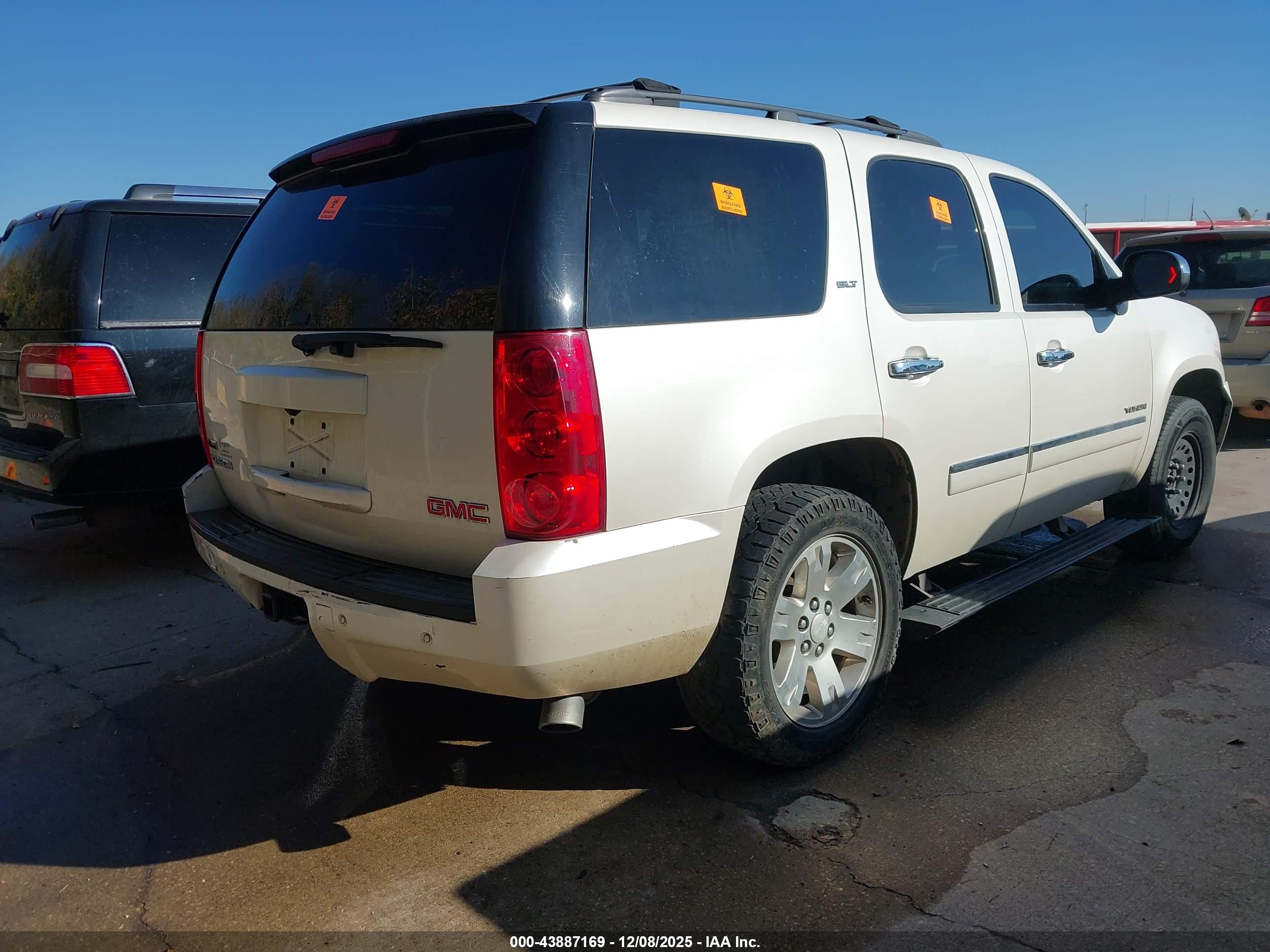 GMC YUKON image 4