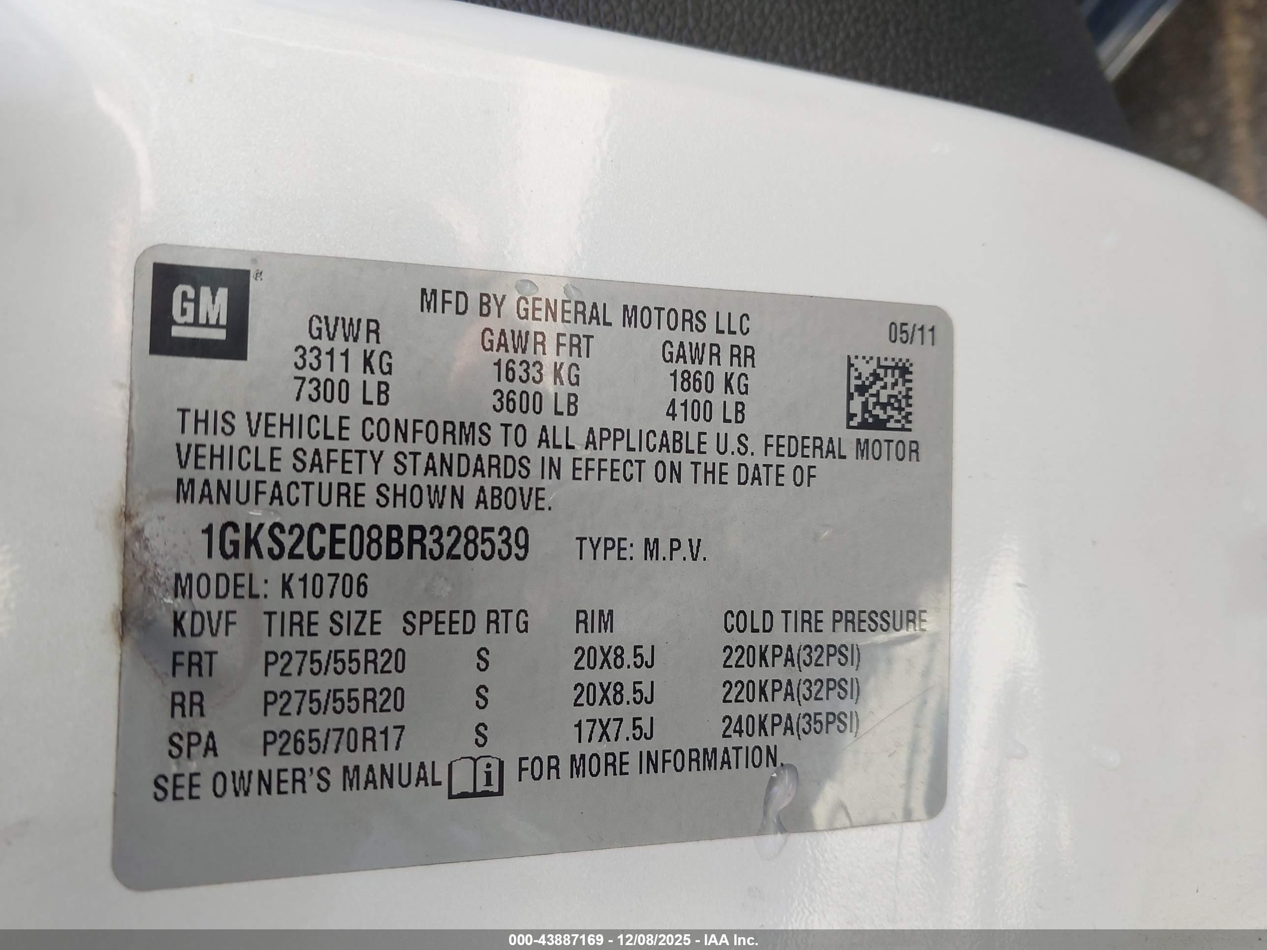 GMC YUKON image 9