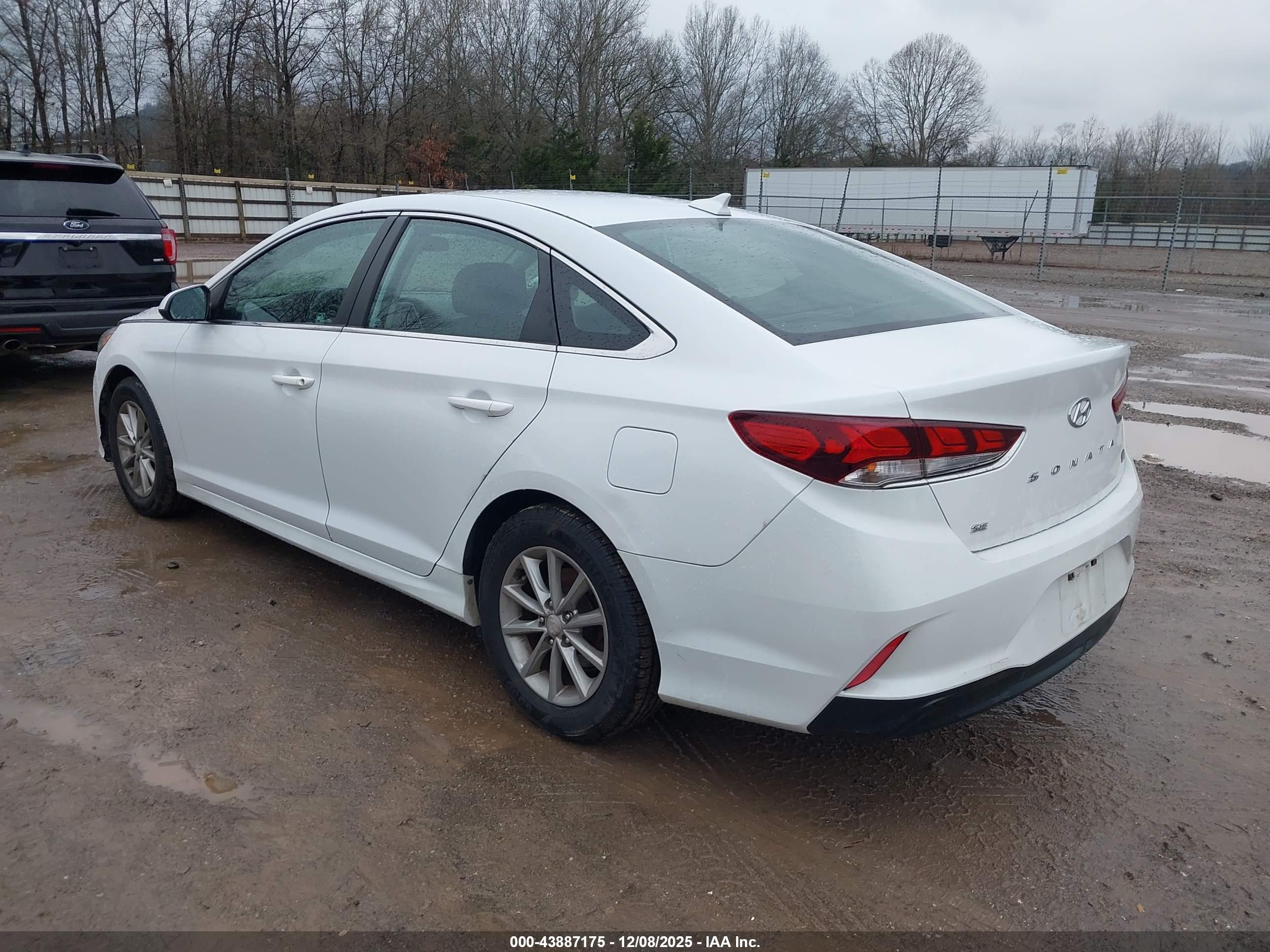 HYUNDAI SONATA image 3