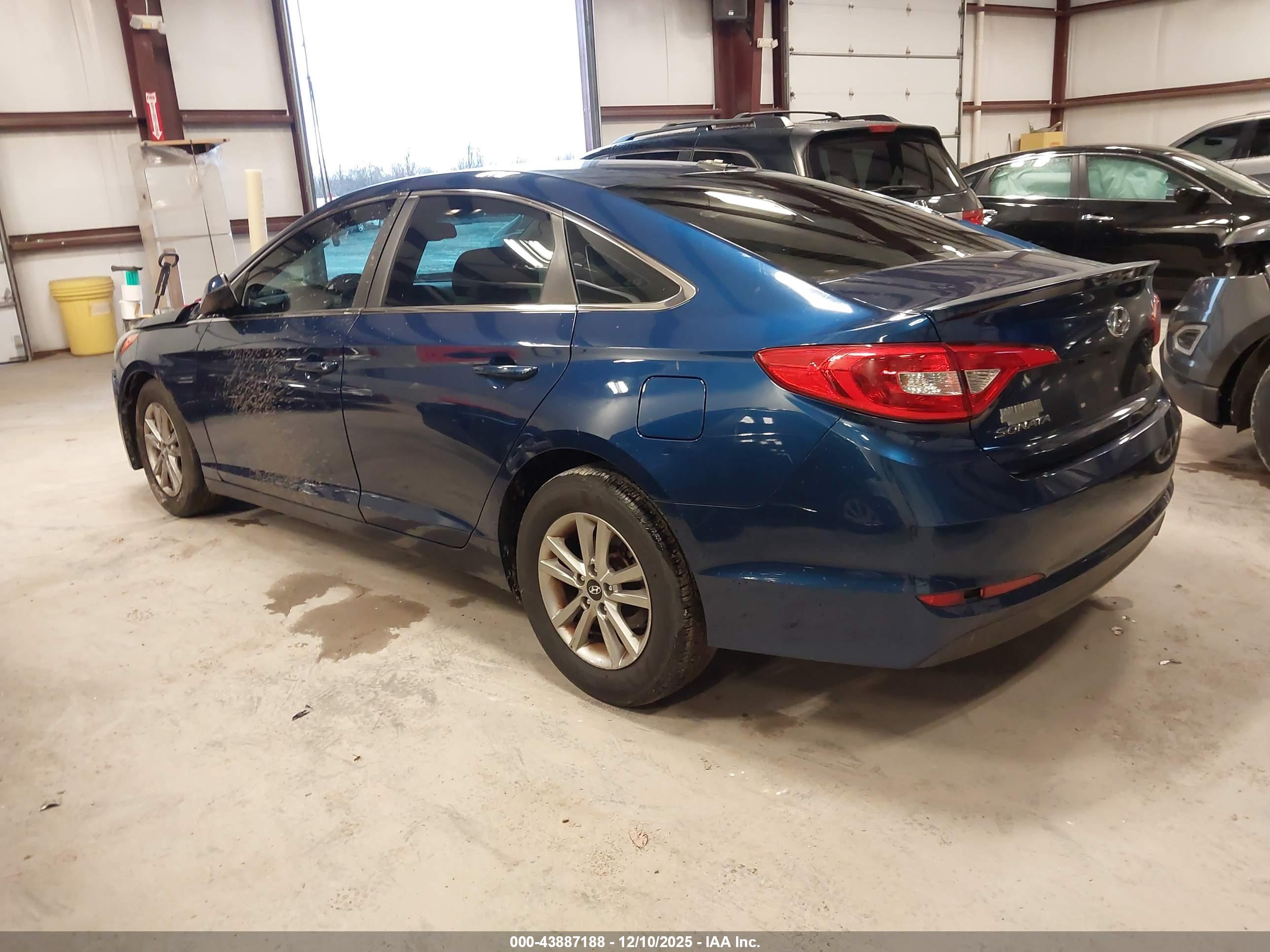 HYUNDAI SONATA image 3