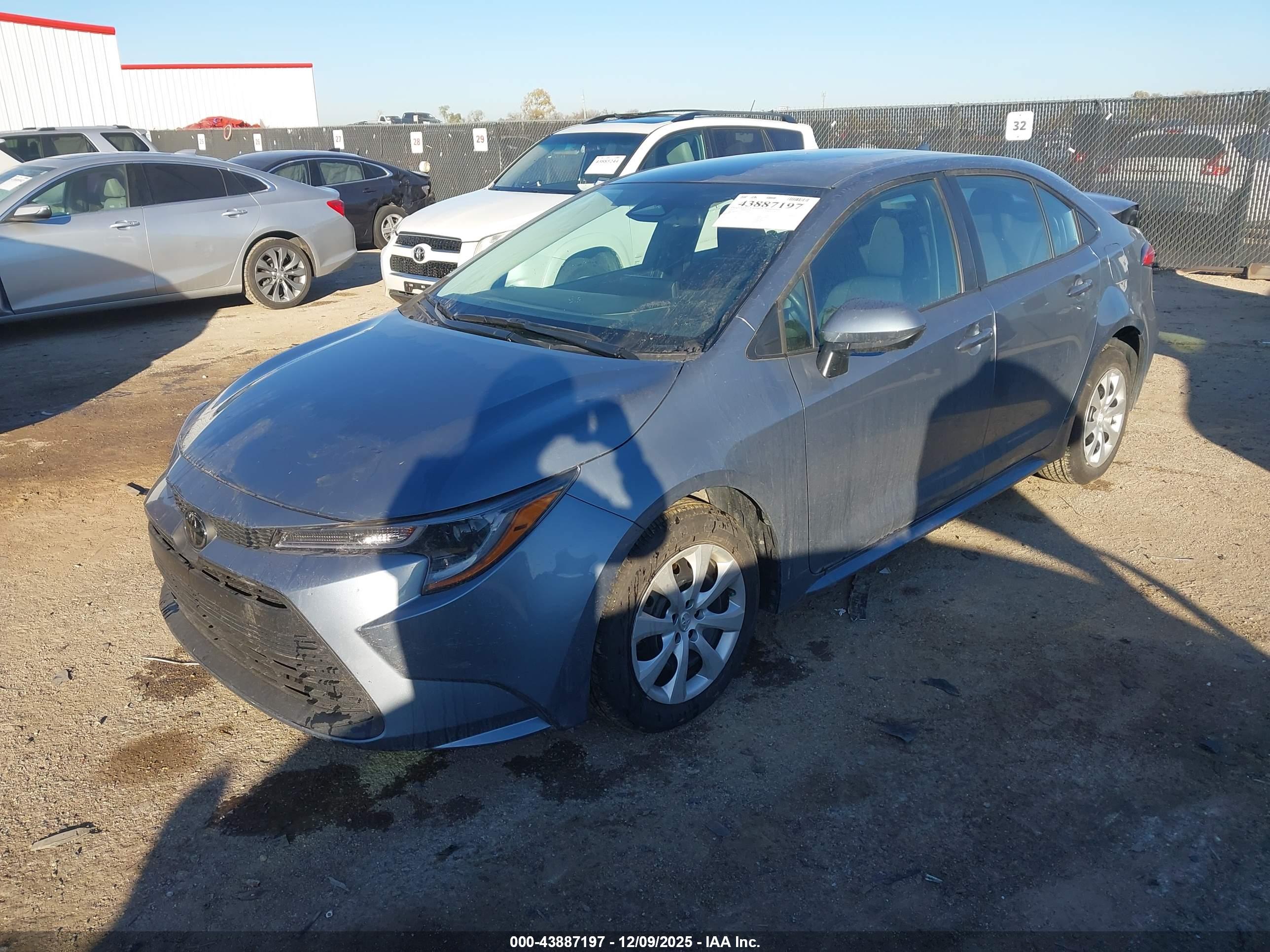 TOYOTA COROLLA image 2