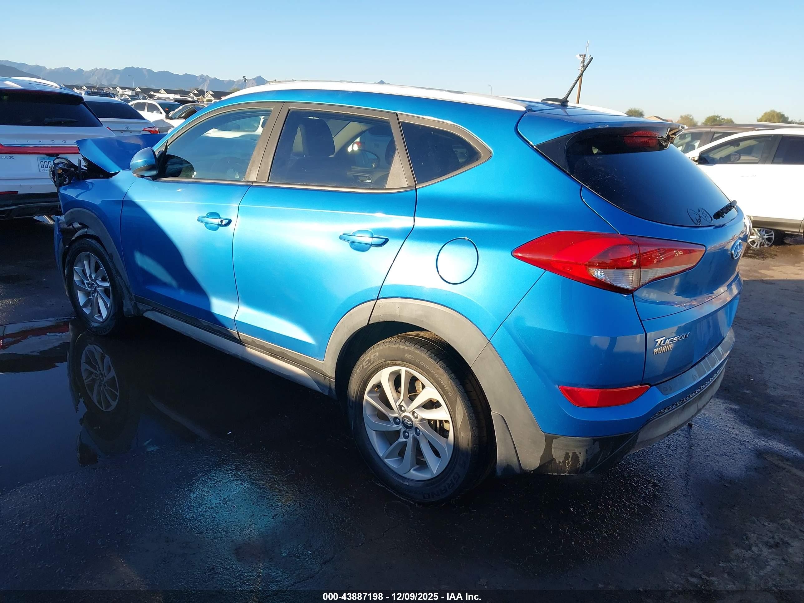 HYUNDAI TUCSON image 3