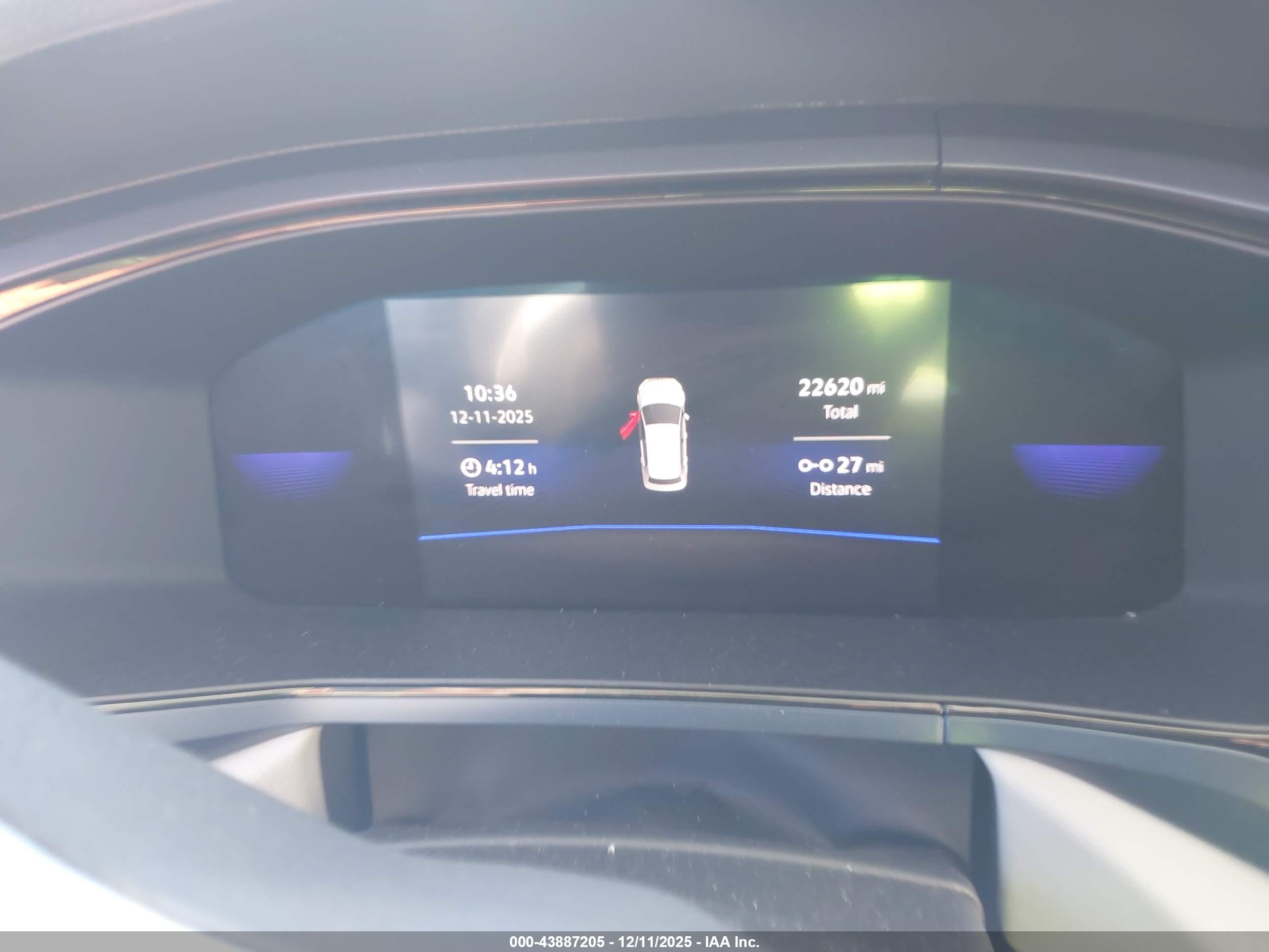 VOLKSWAGEN TAOS image 7