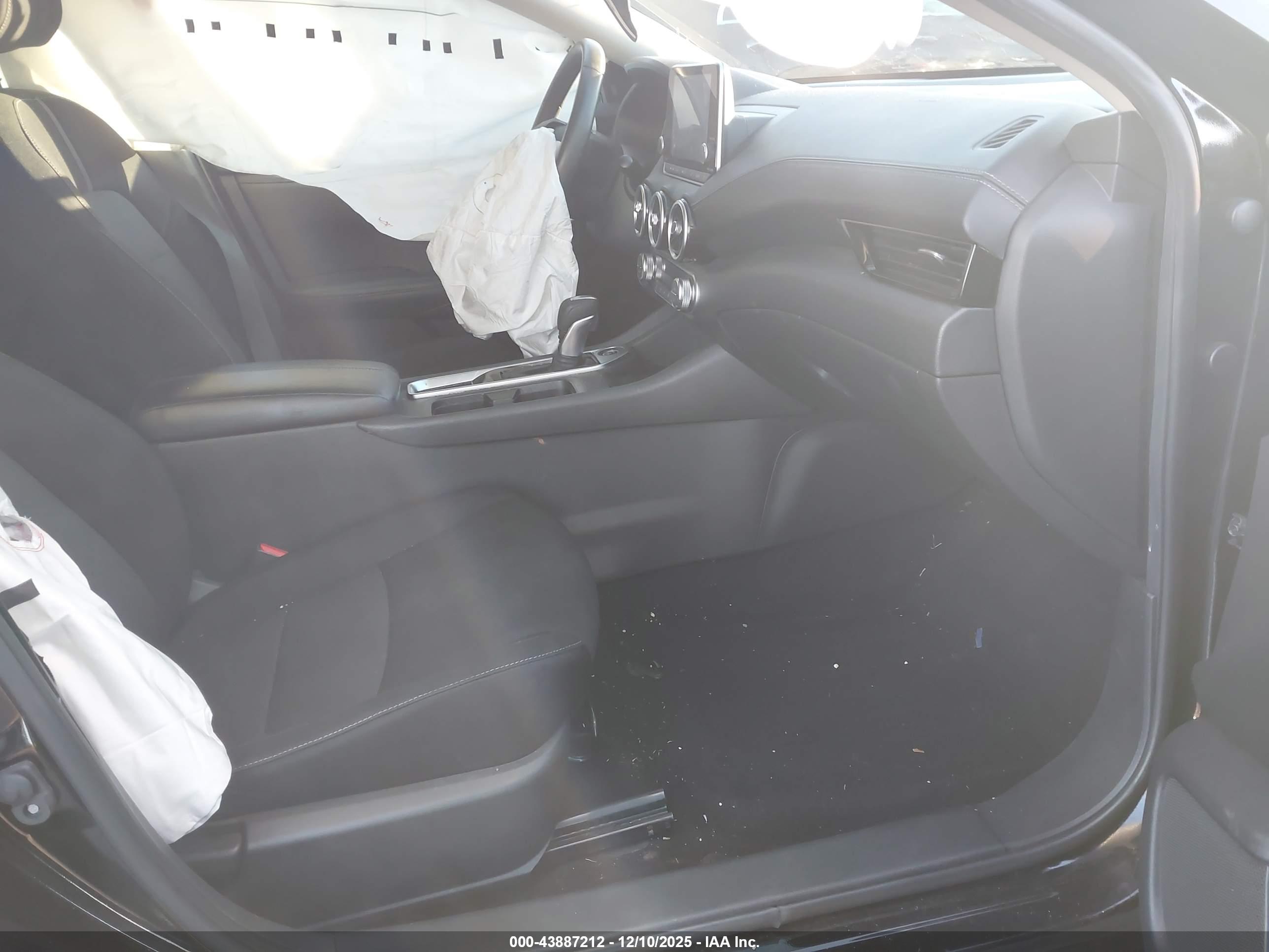 NISSAN SENTRA image 5