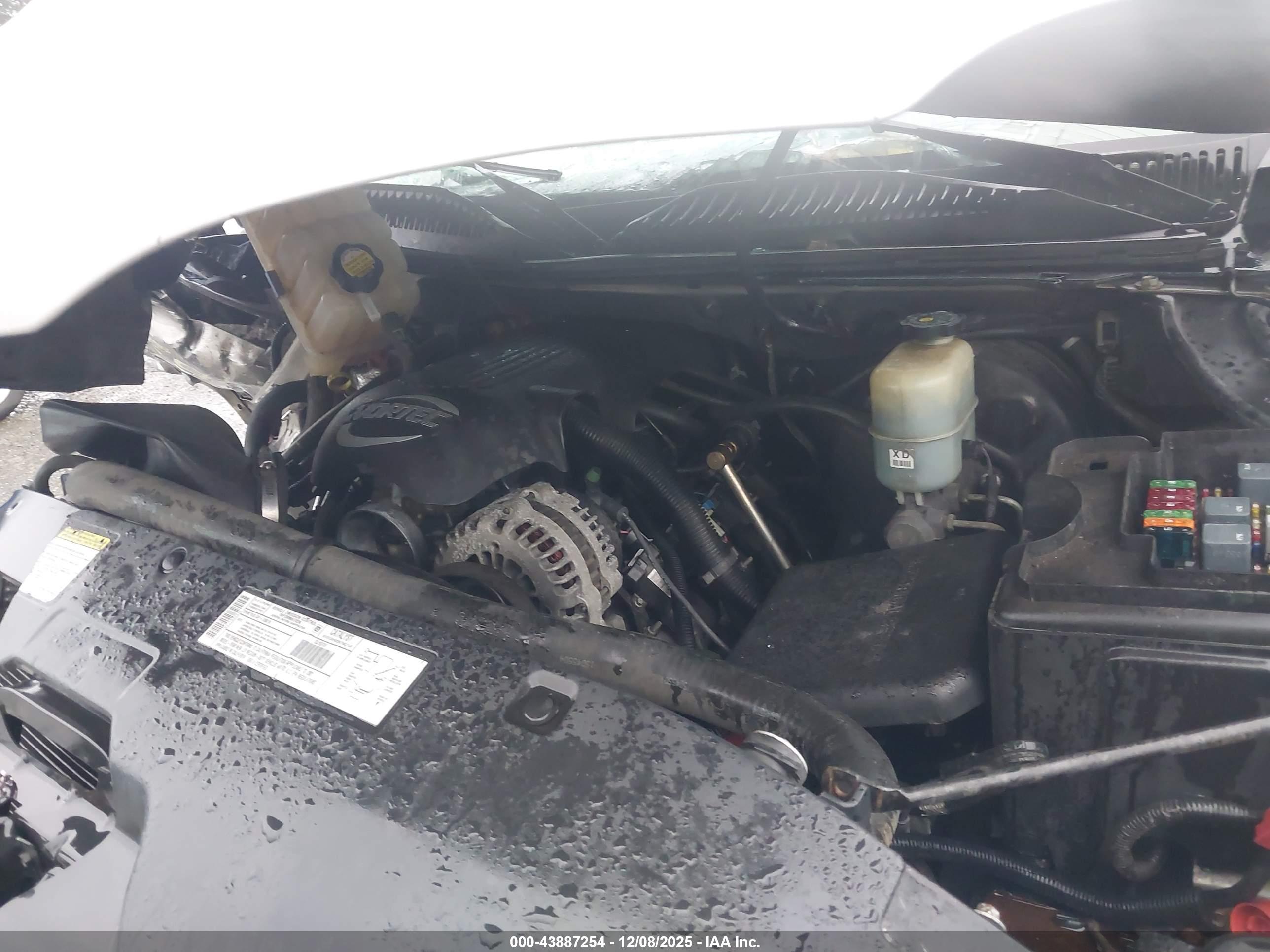 GMC YUKON image 10