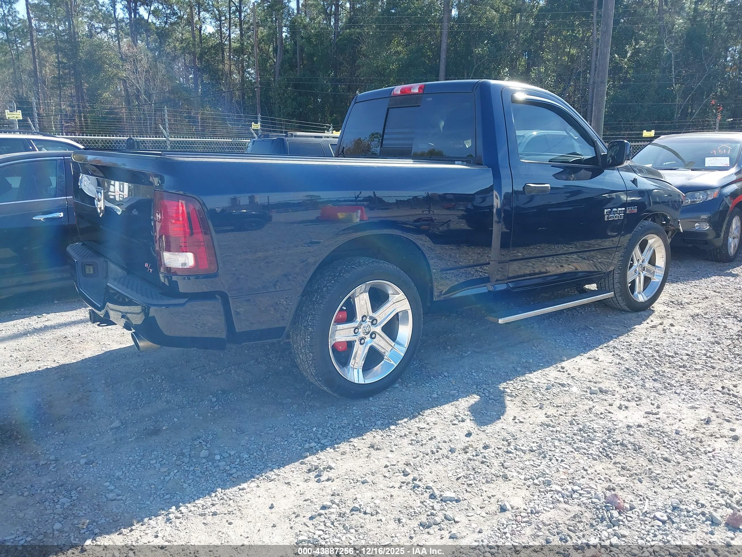 RAM 1500 image 4