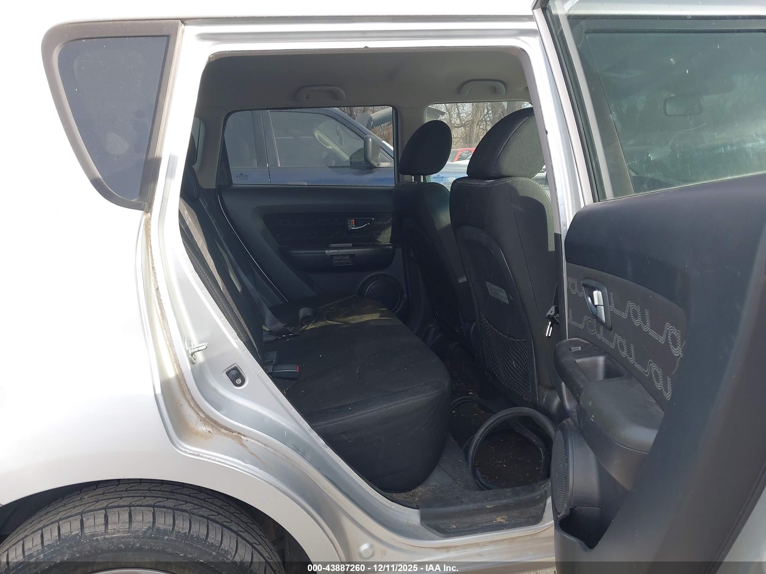 KIA SOUL image 8