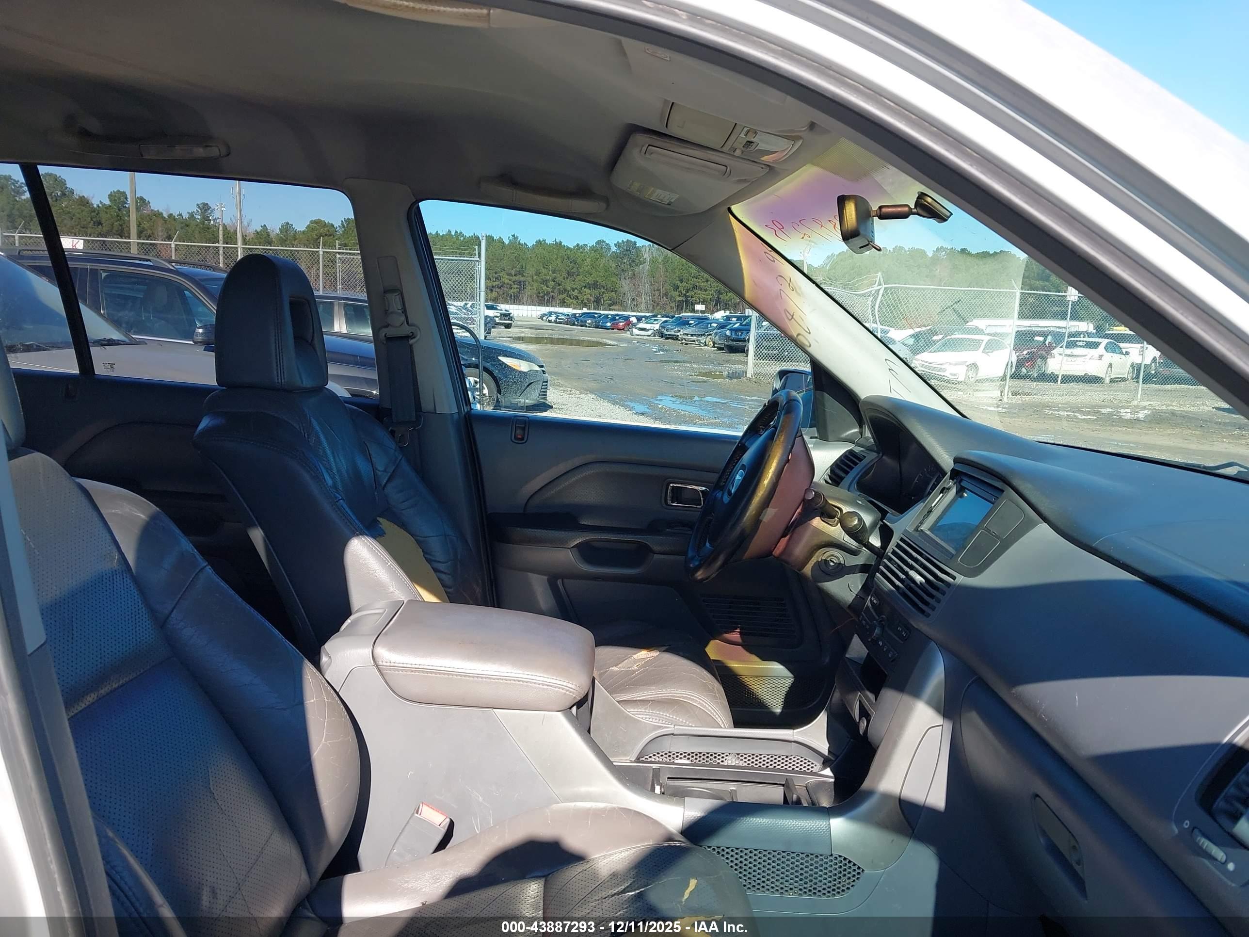 HONDA PILOT image 5