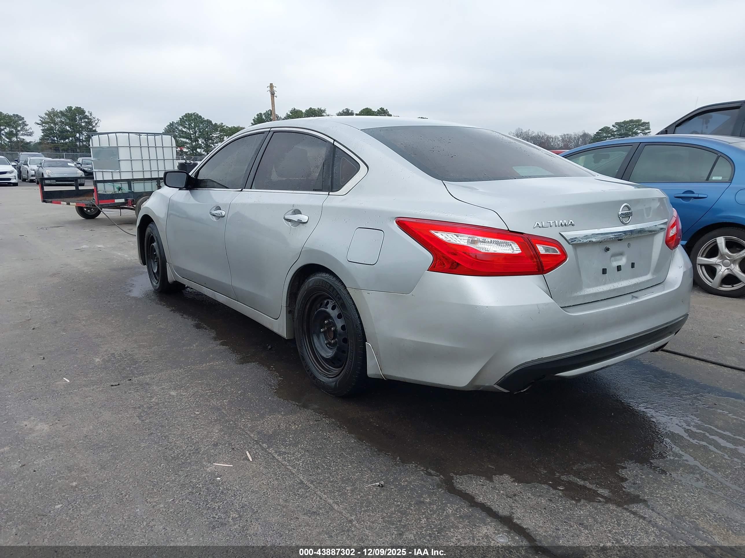 NISSAN ALTIMA image 3