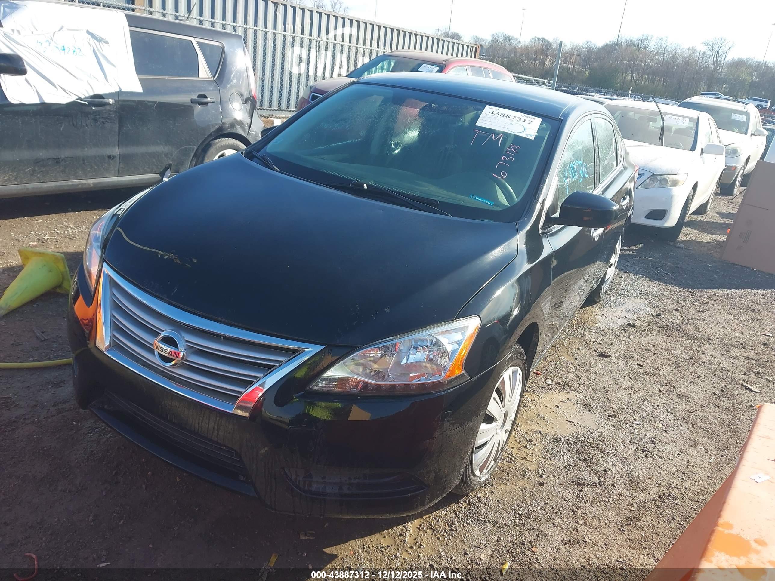 NISSAN SENTRA image 2