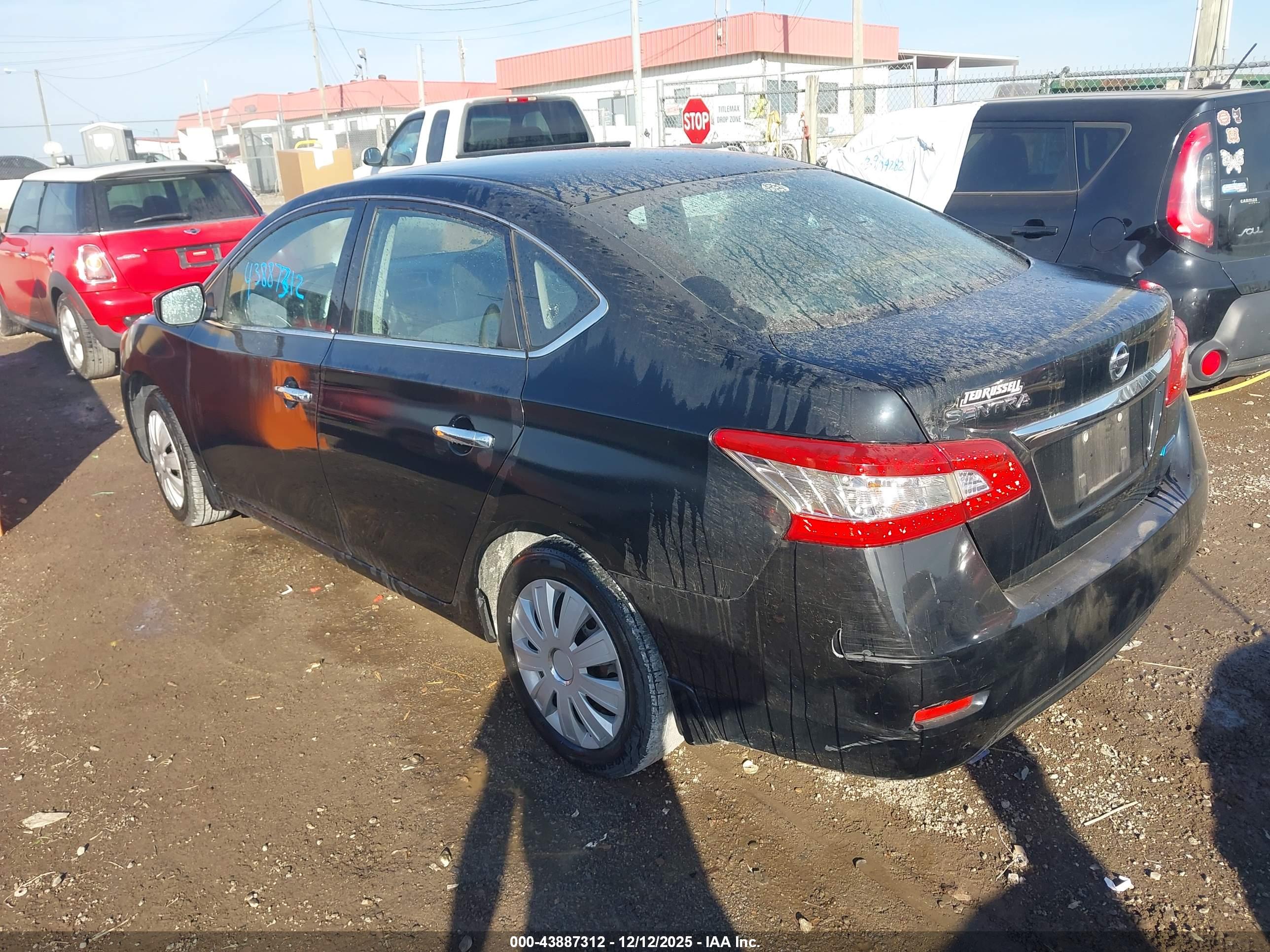 NISSAN SENTRA image 3