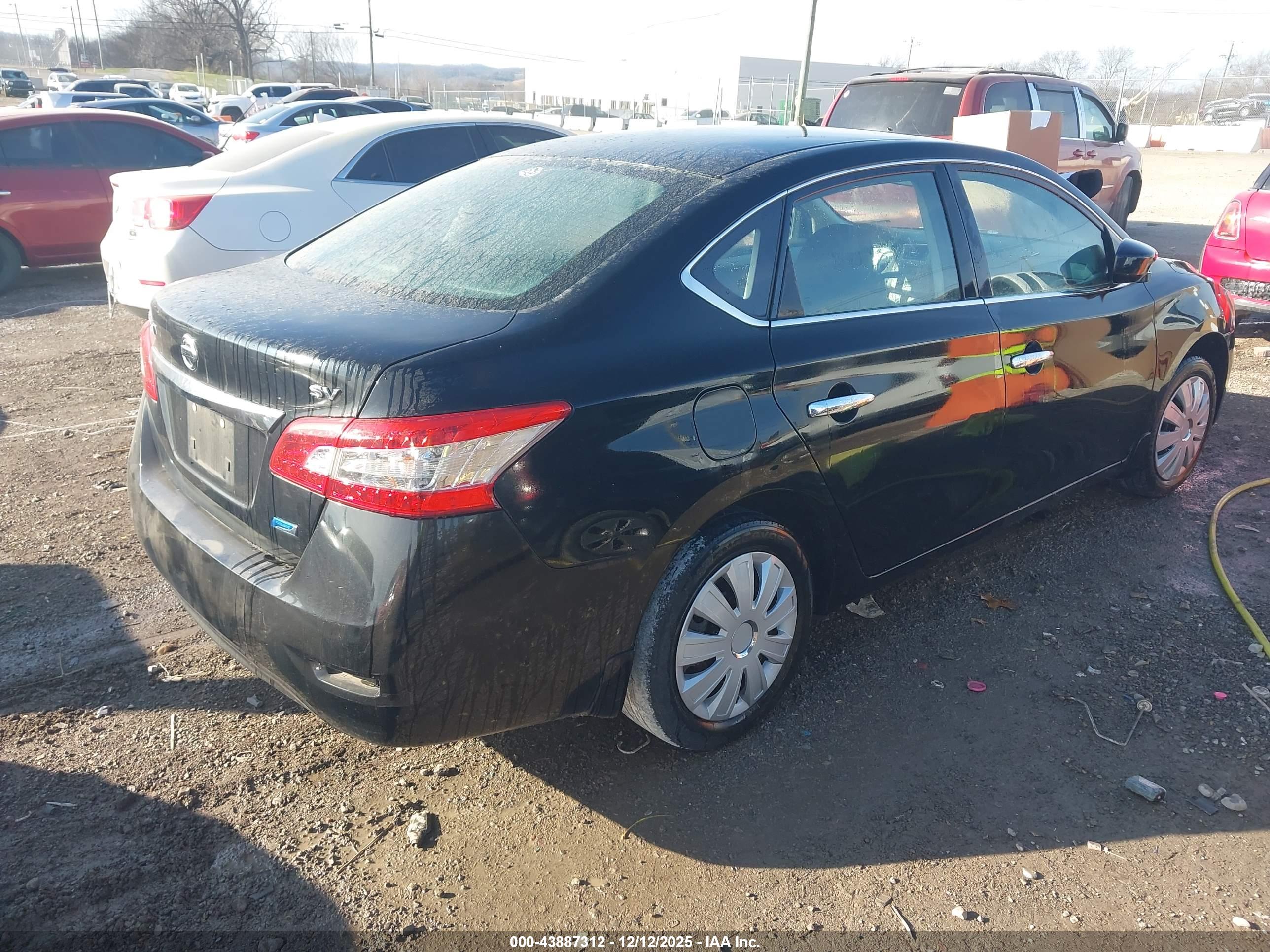 NISSAN SENTRA image 4