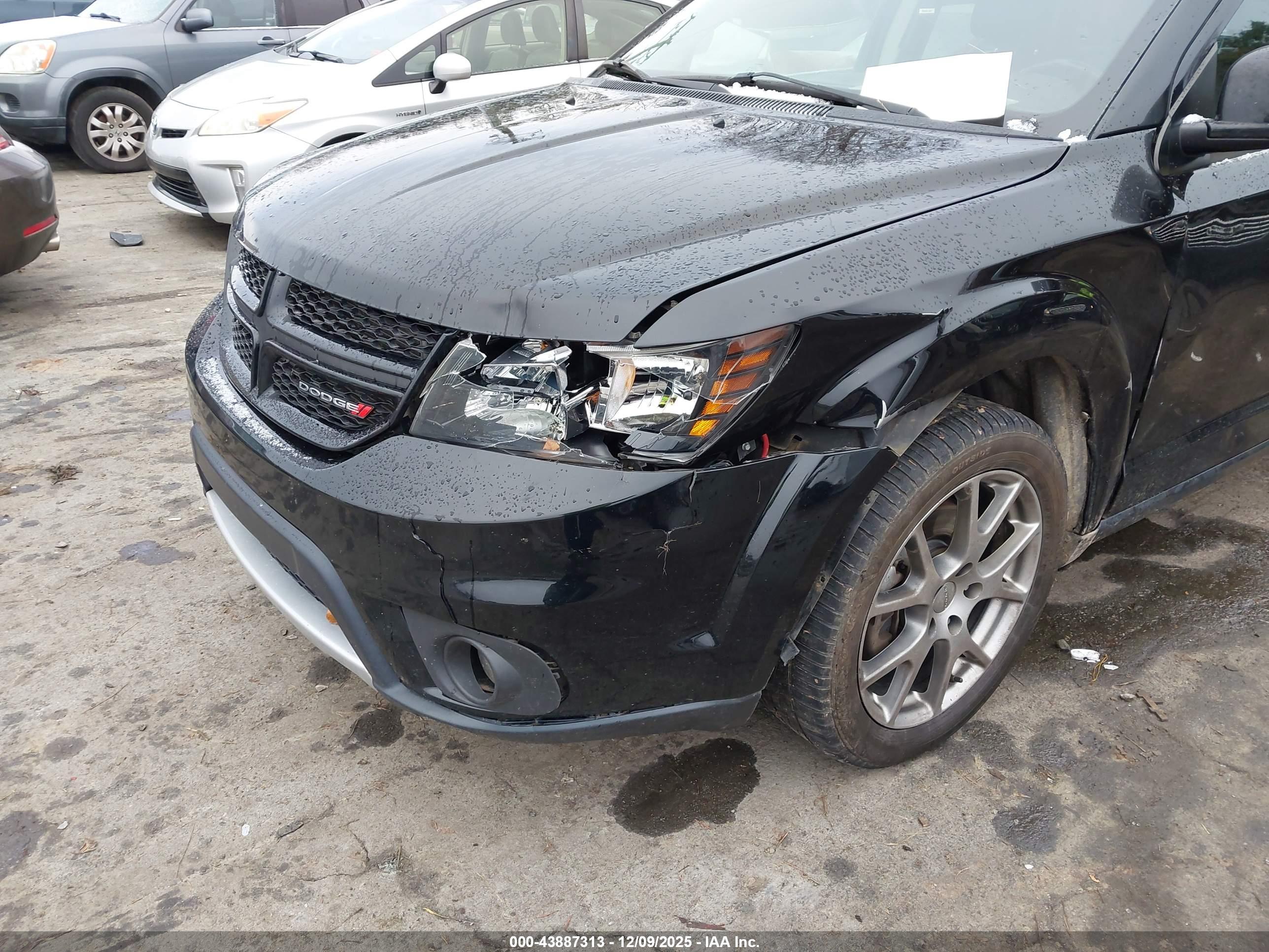 DODGE JOURNEY image 6
