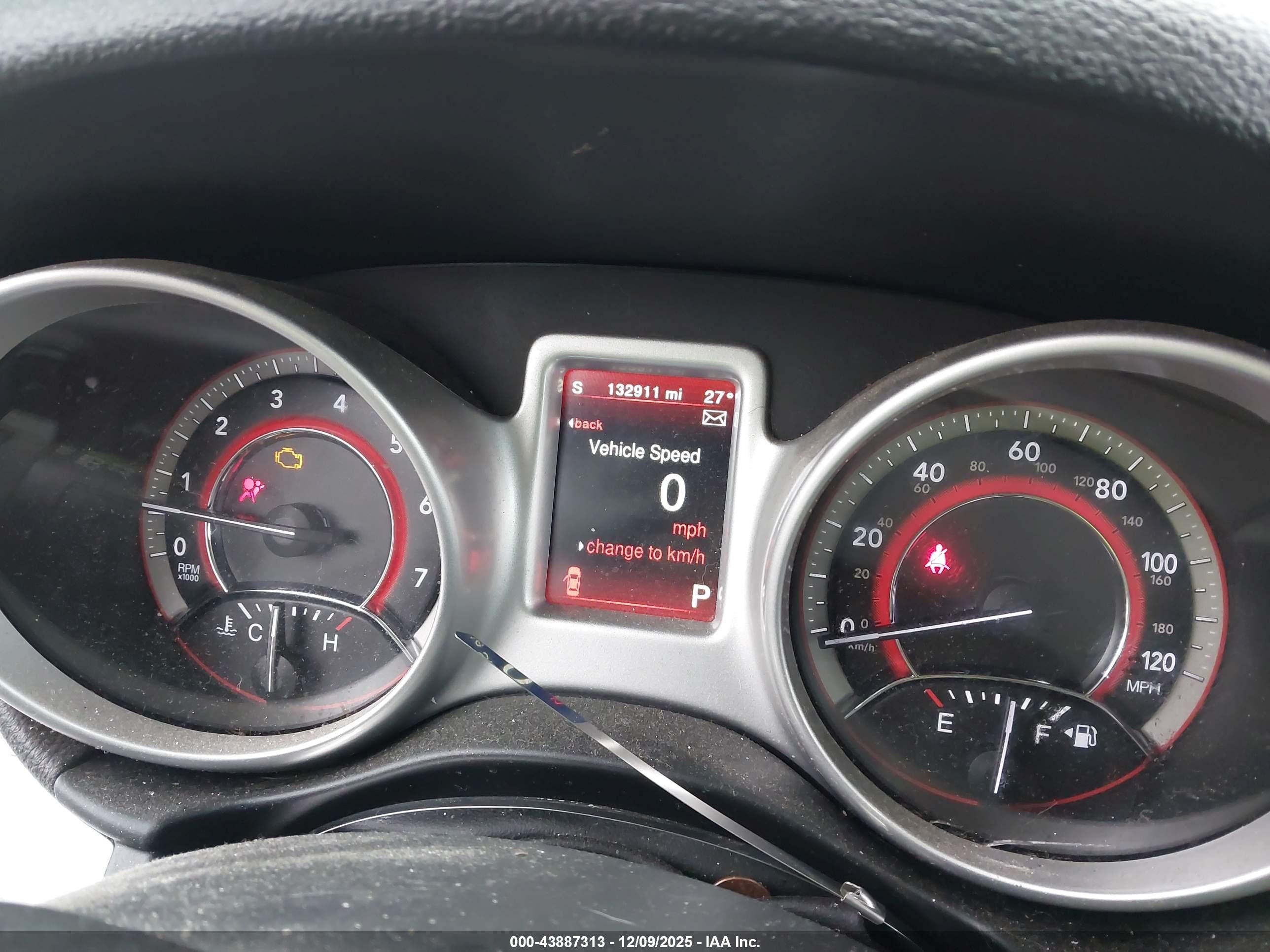DODGE JOURNEY image 7