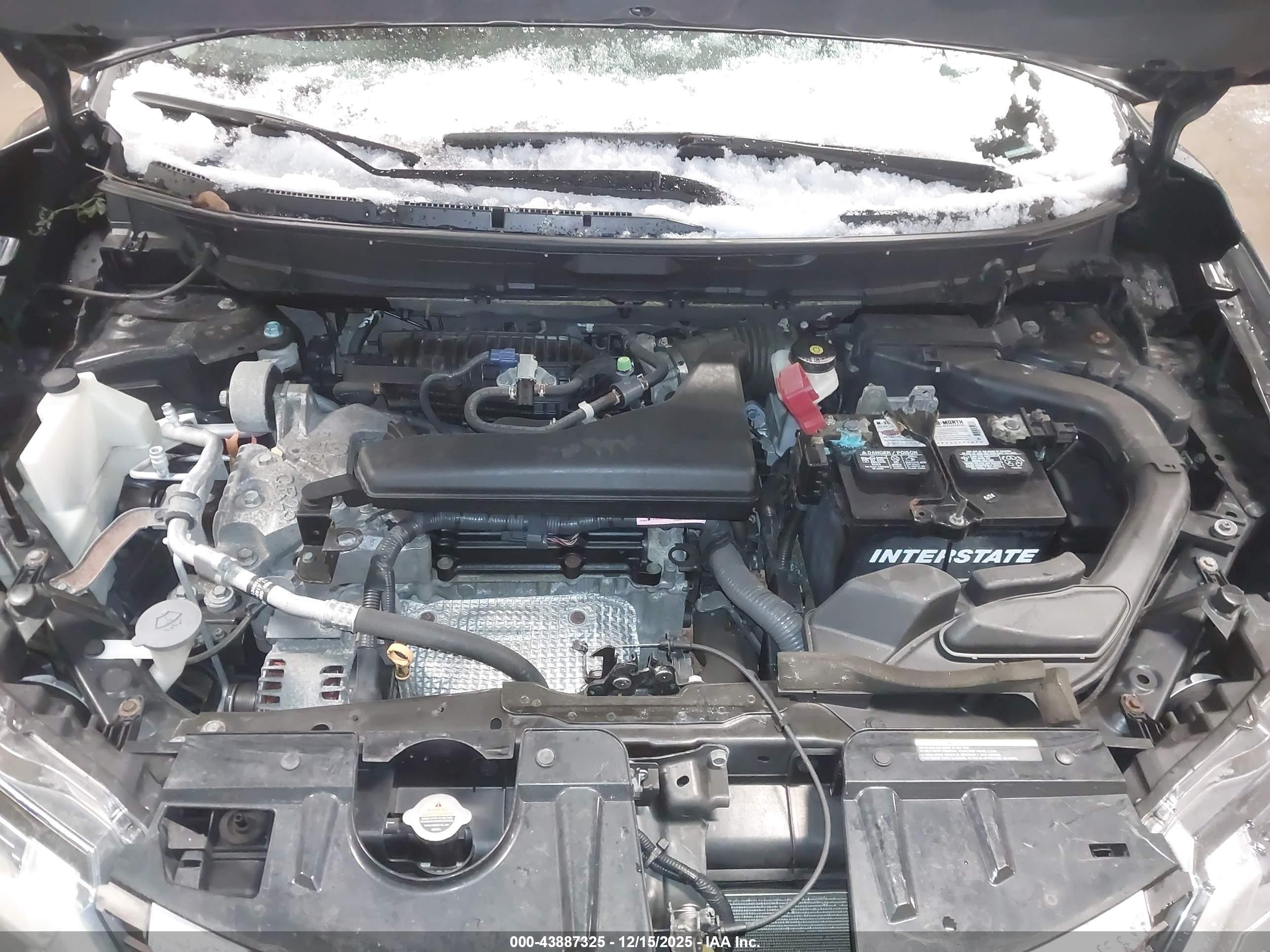 NISSAN ROGUE image 10