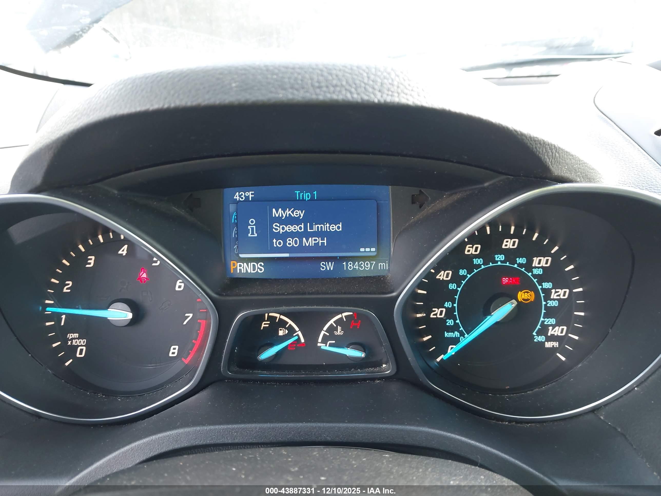 FORD ESCAPE image 7