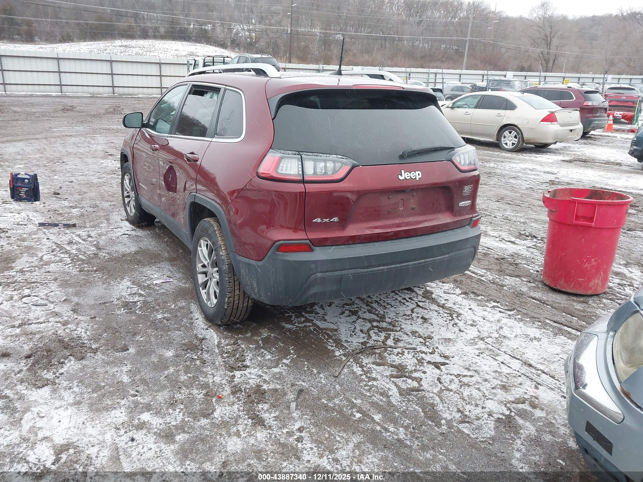 JEEP CHEROKEE image 3