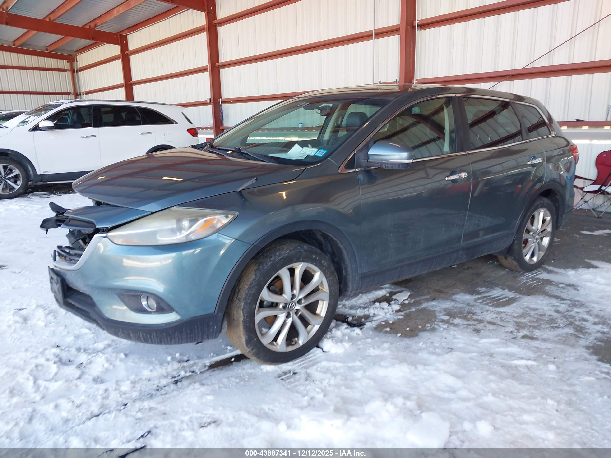 MAZDA CX-9 image 2
