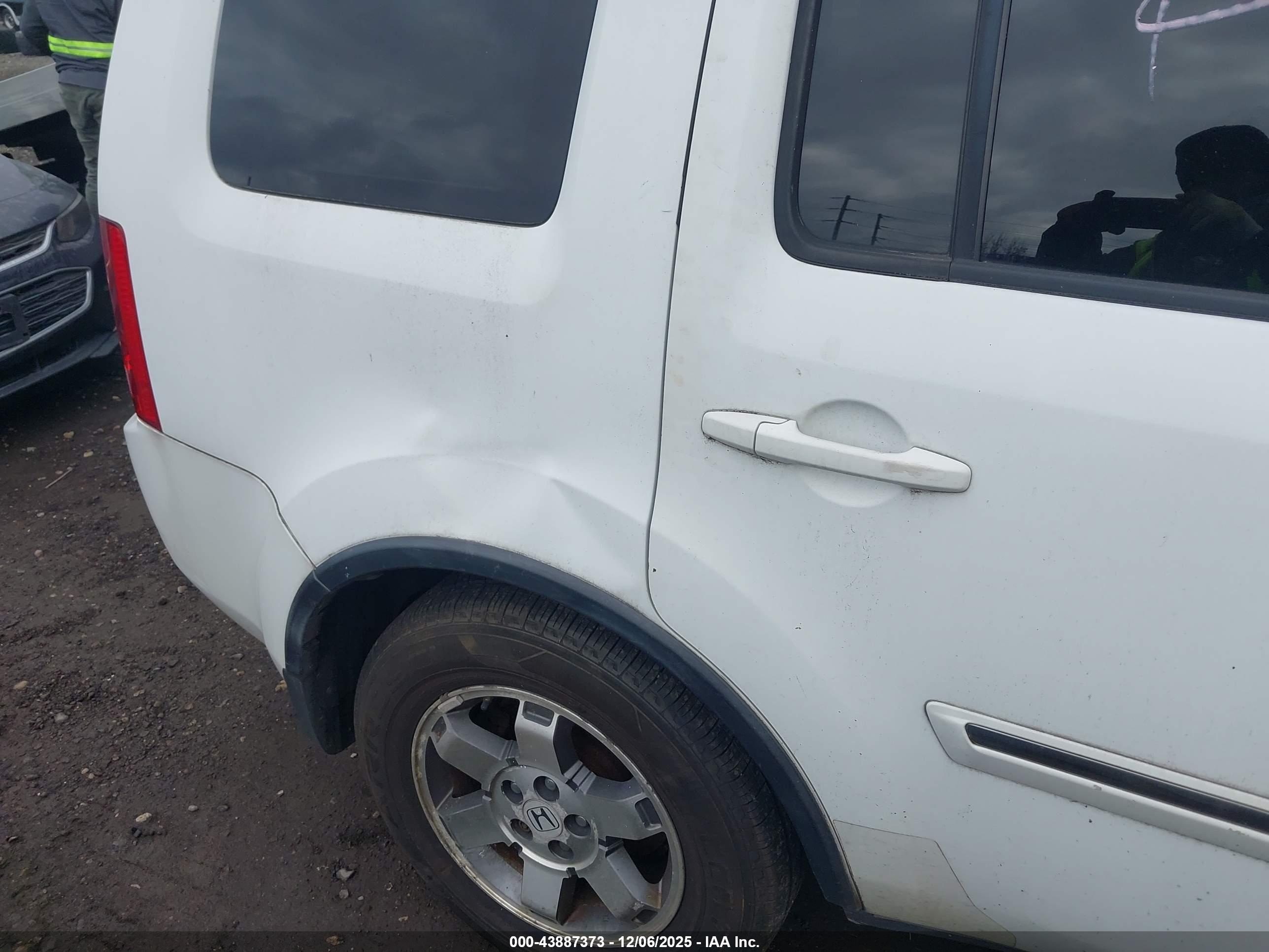 HONDA PILOT image 6