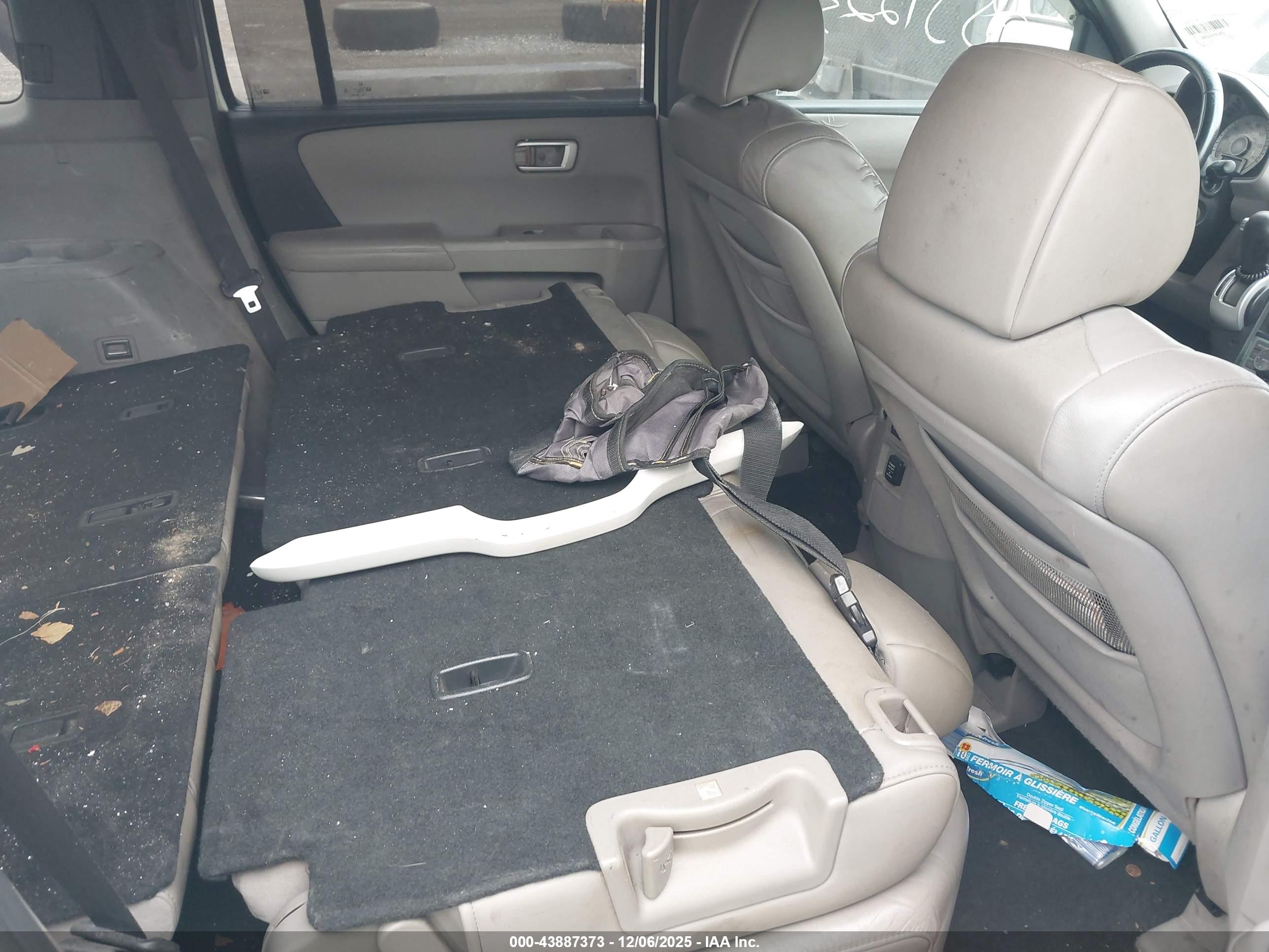 HONDA PILOT image 8