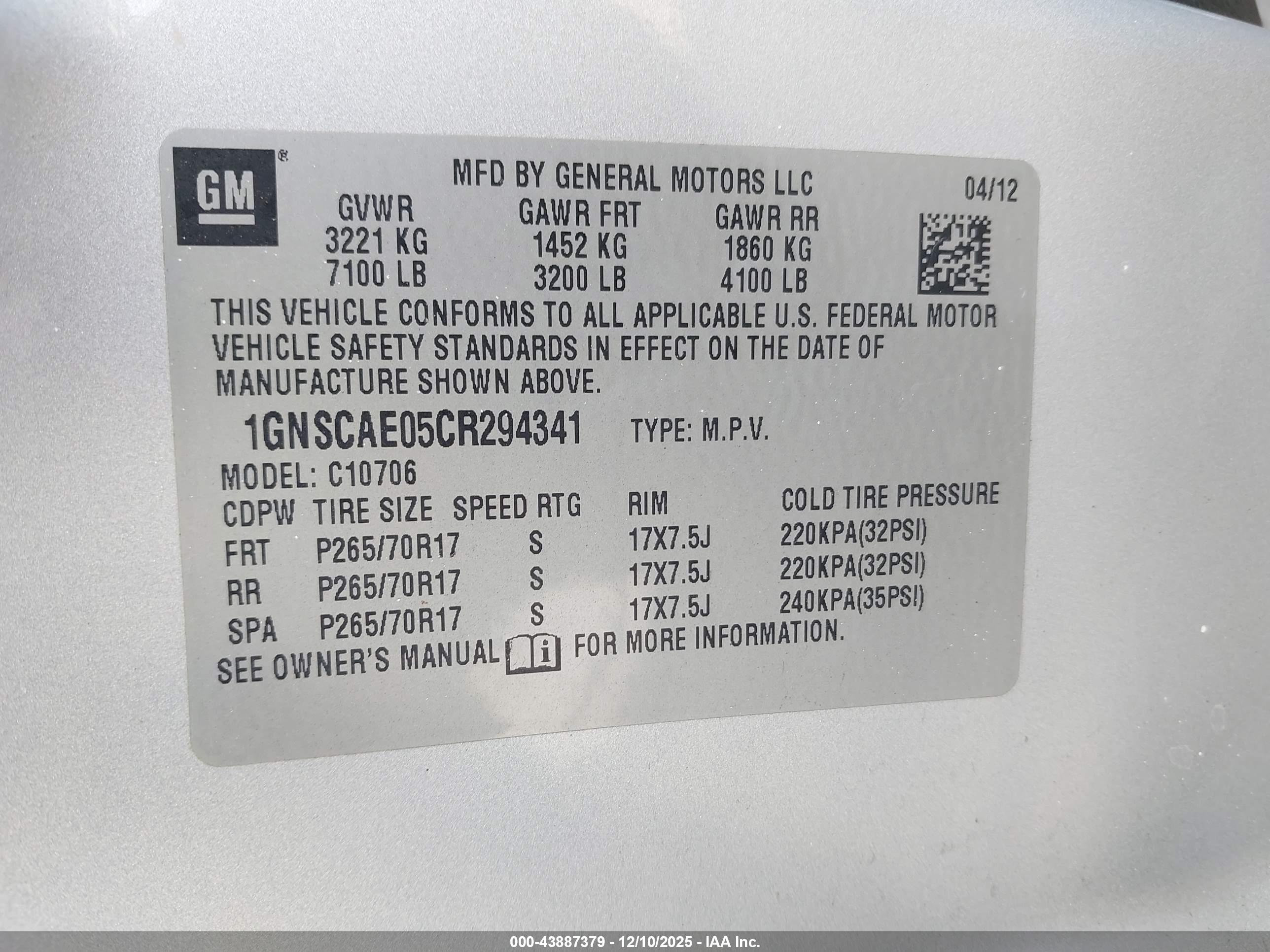 CHEVROLET TAHOE image 9