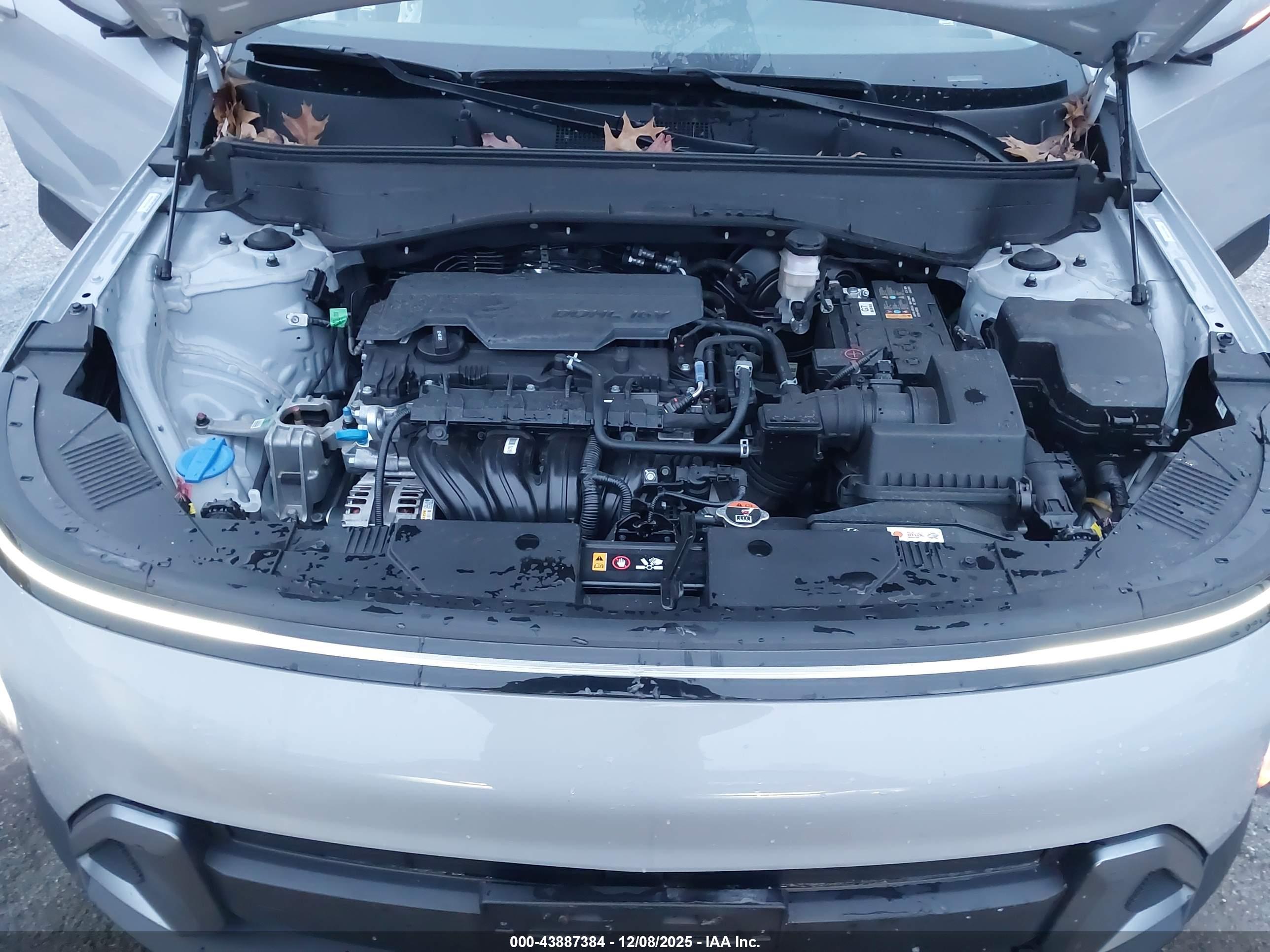 HYUNDAI KONA image 10