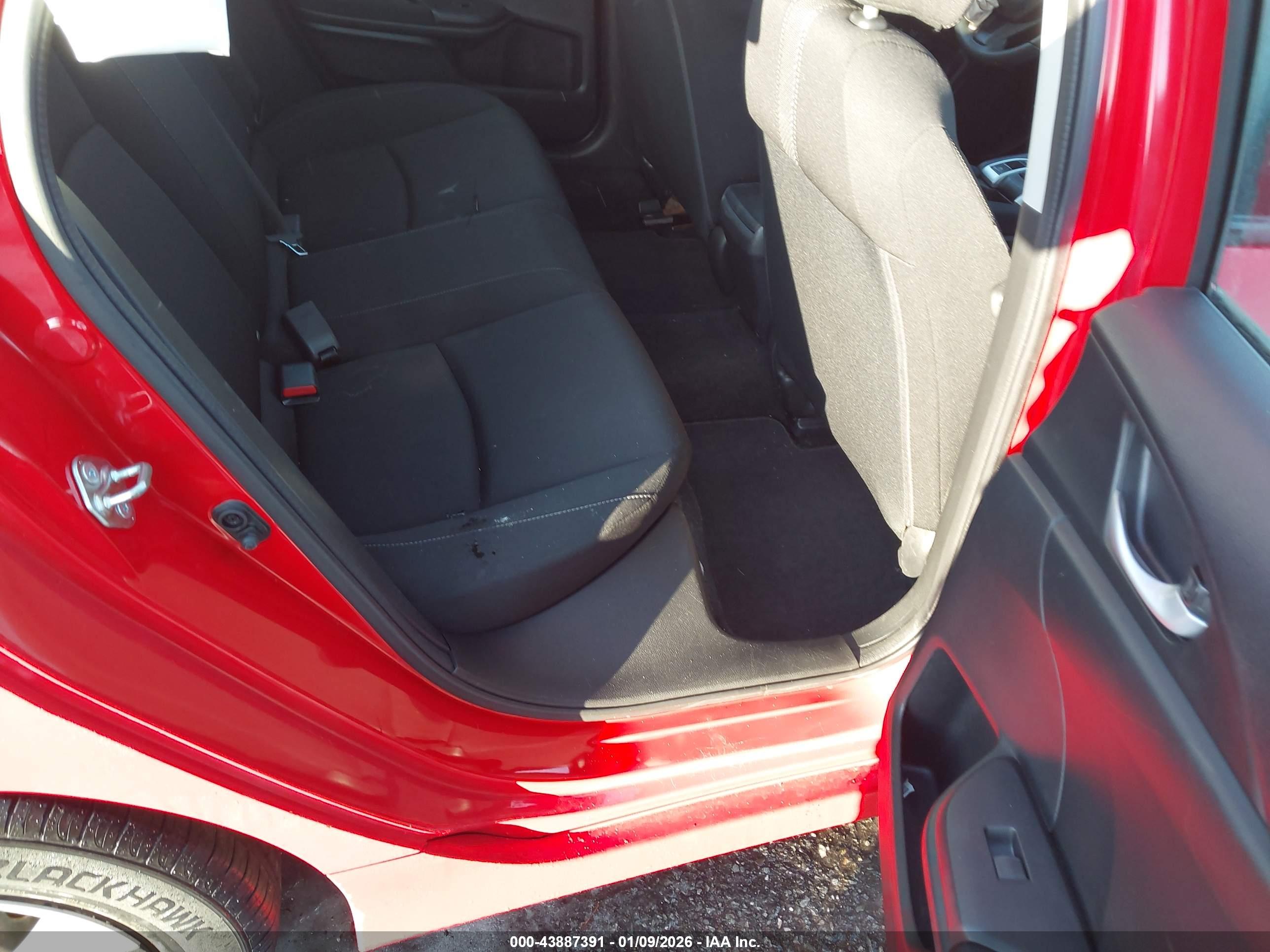 HONDA CIVIC image 8