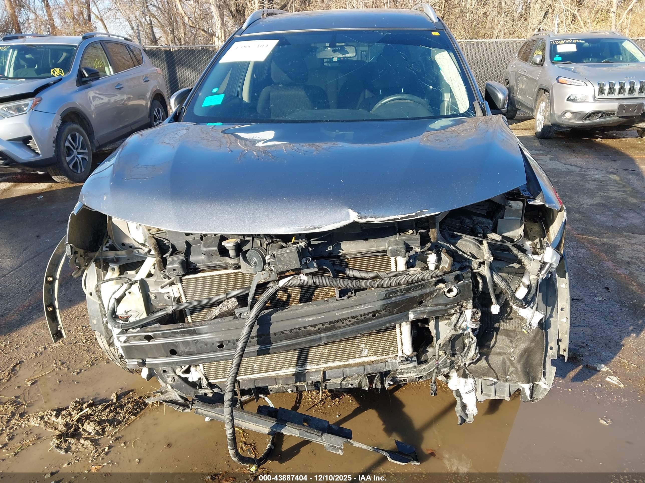 NISSAN ROGUE image 6