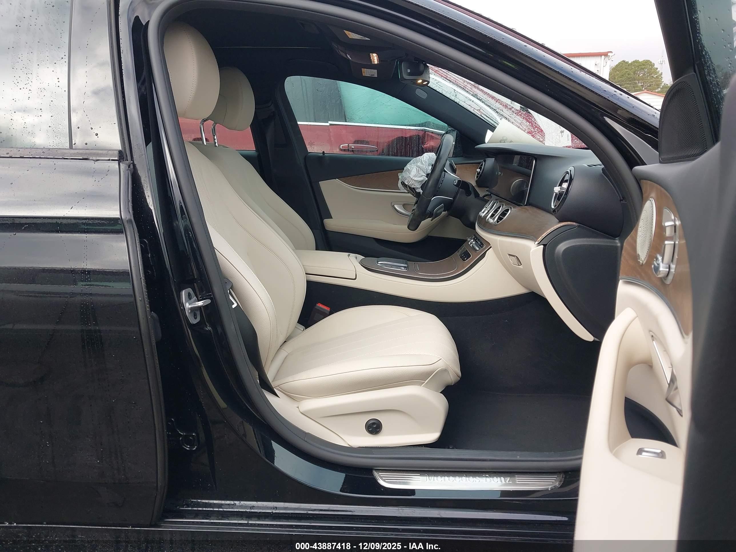 MERCEDES-BENZ E image 5