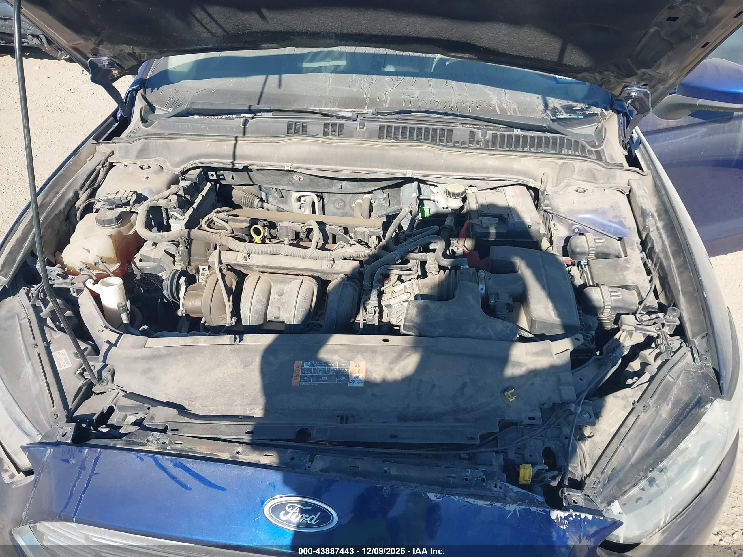 FORD FUSION image 10