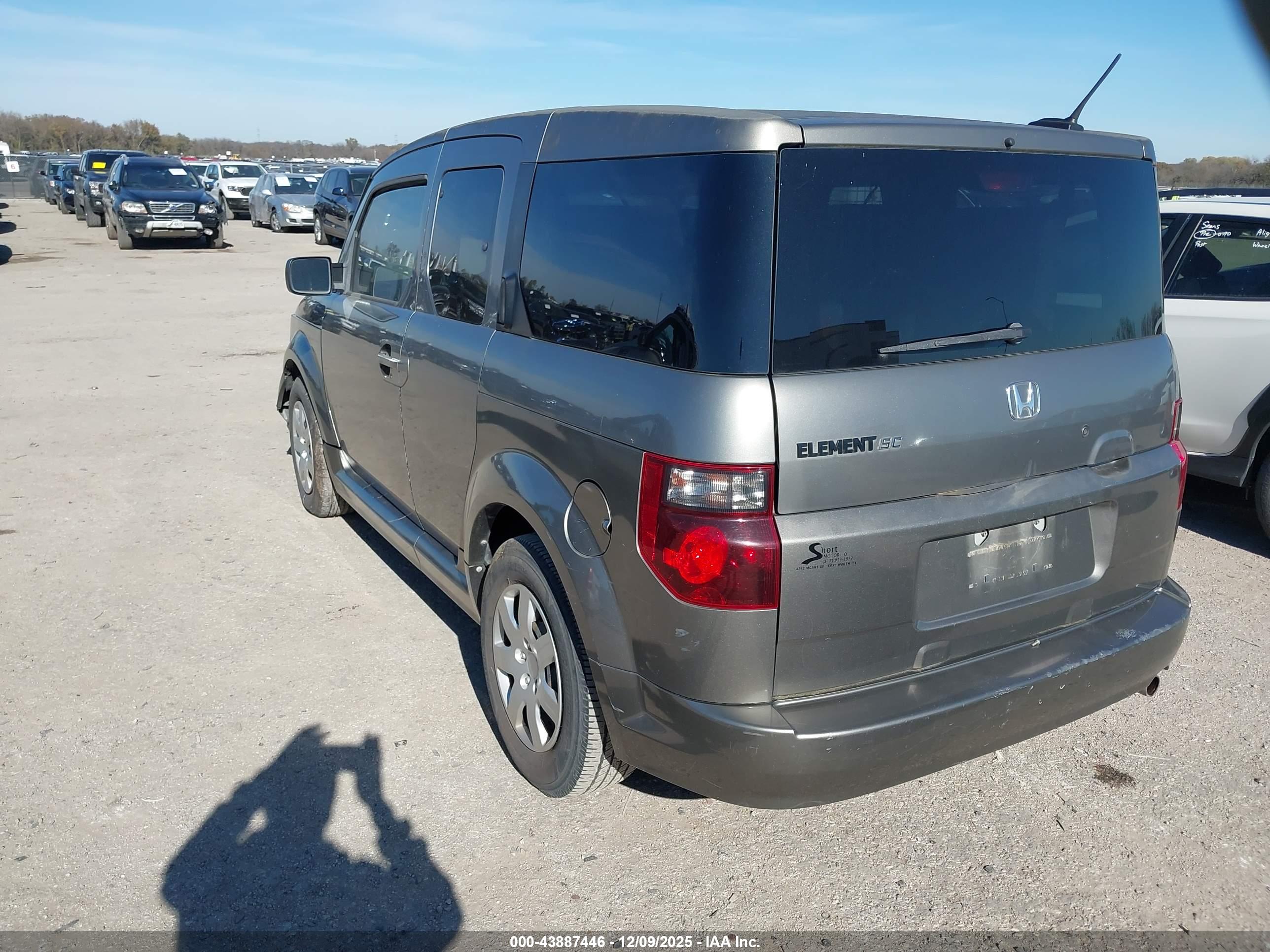 HONDA ELEMENT image 3