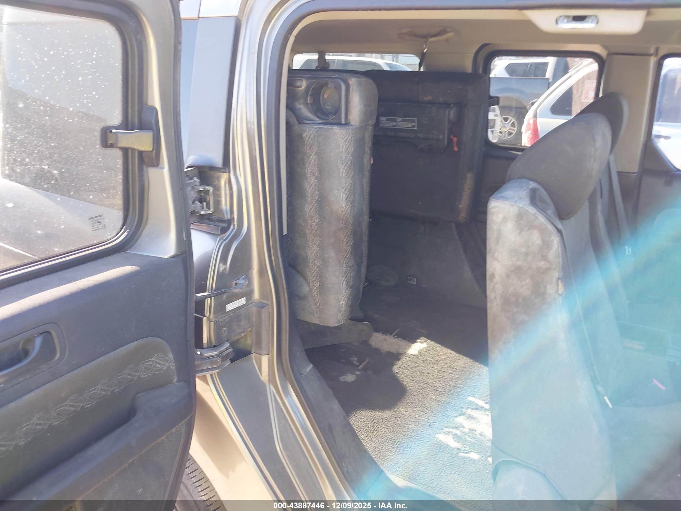HONDA ELEMENT image 8
