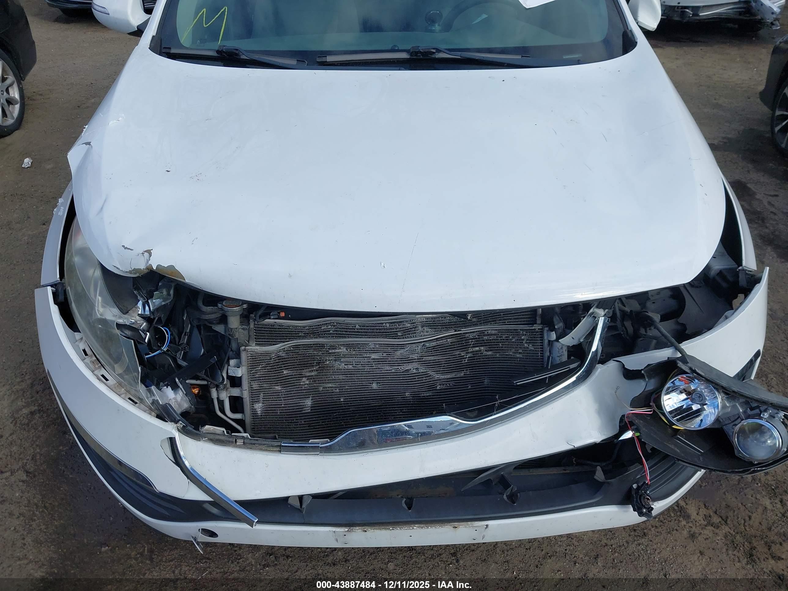 KIA SPORTAGE image 10