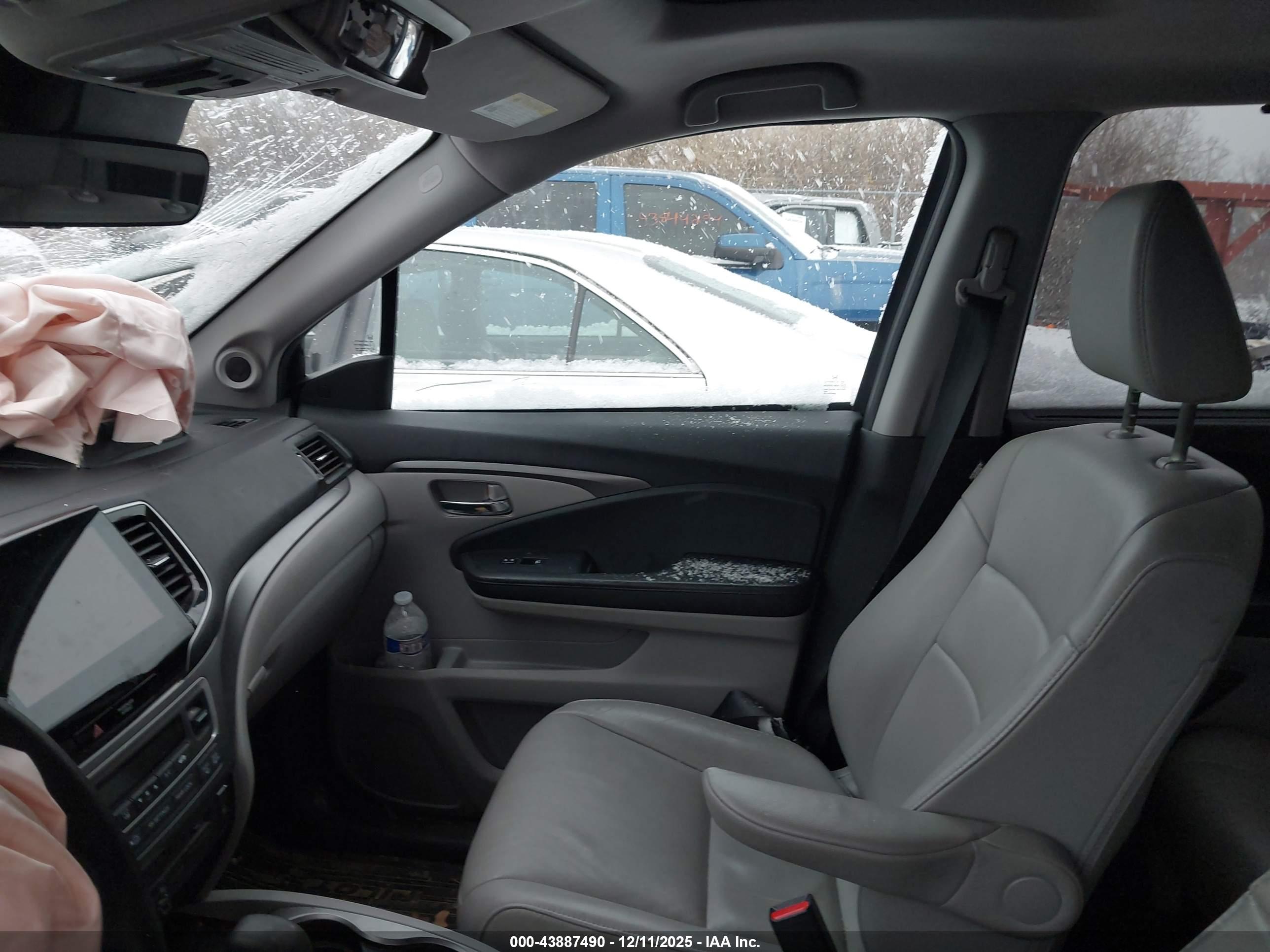 HONDA PILOT image 5