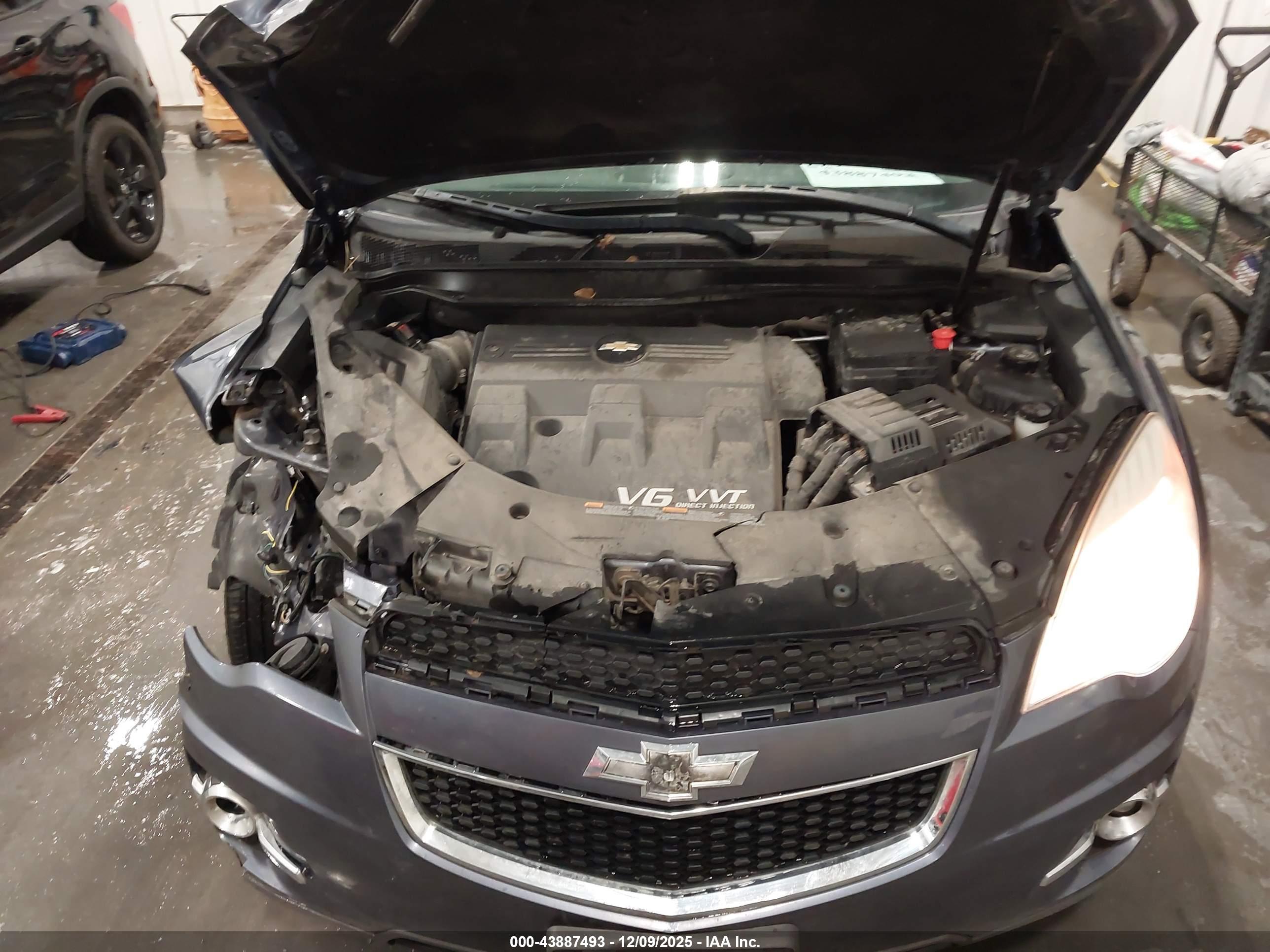 CHEVROLET EQUINOX image 10