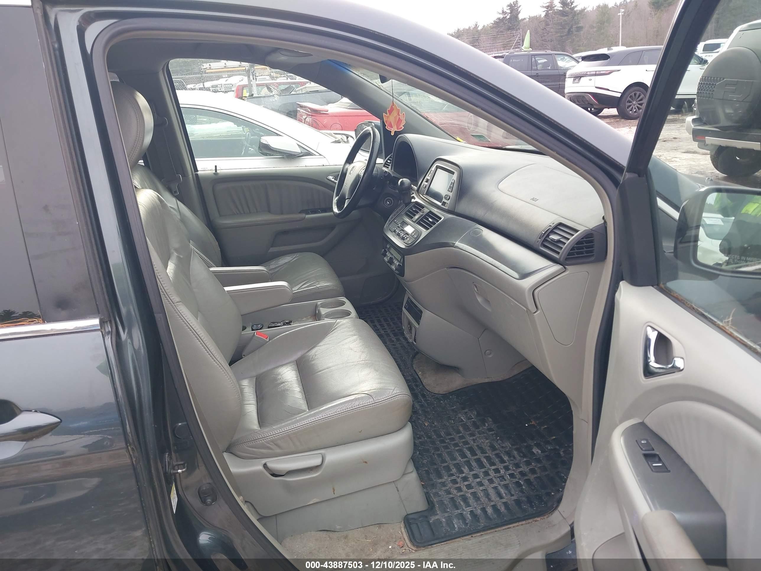 HONDA ODYSSEY image 5