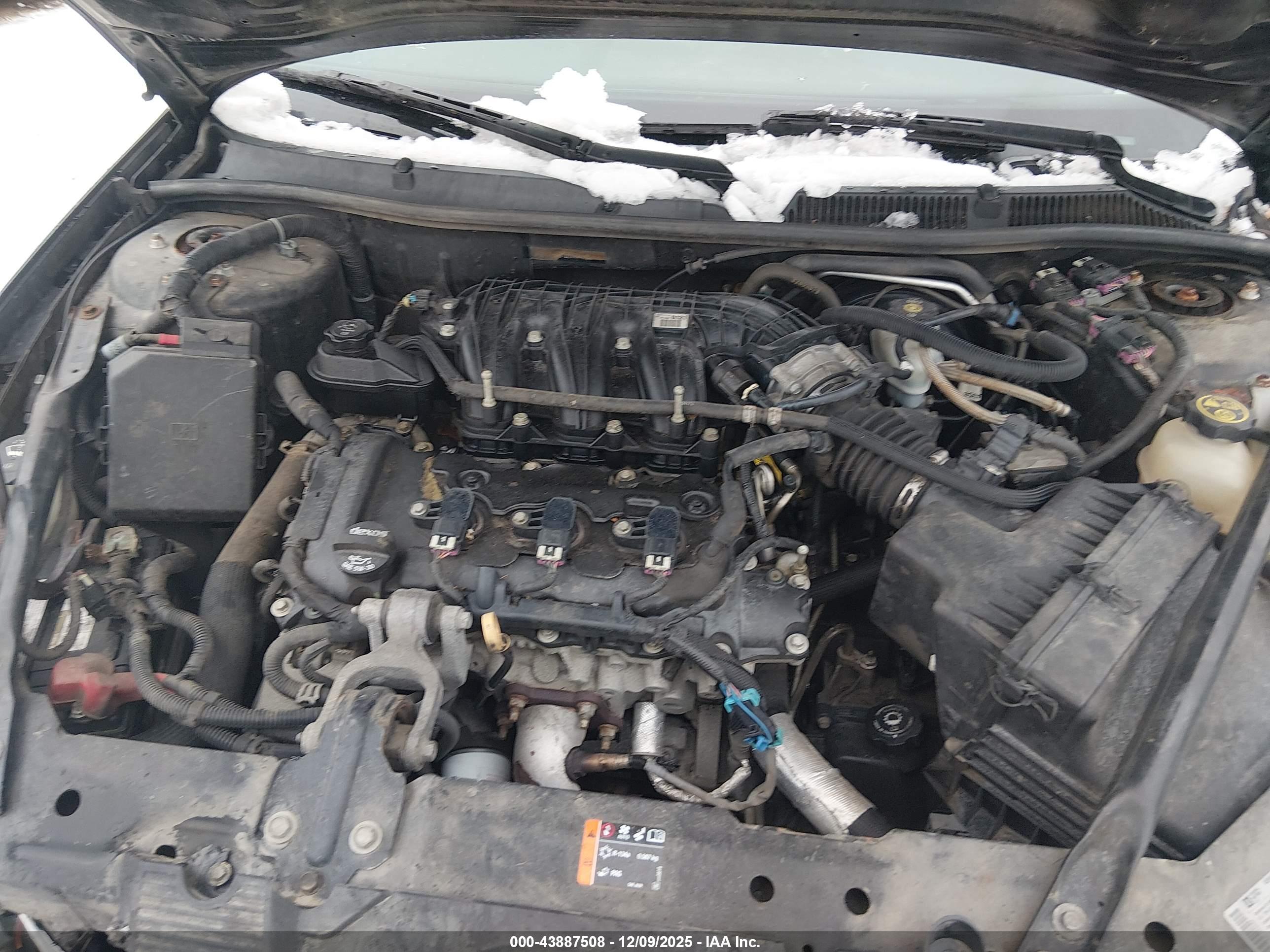 CHEVROLET IMPALA image 10