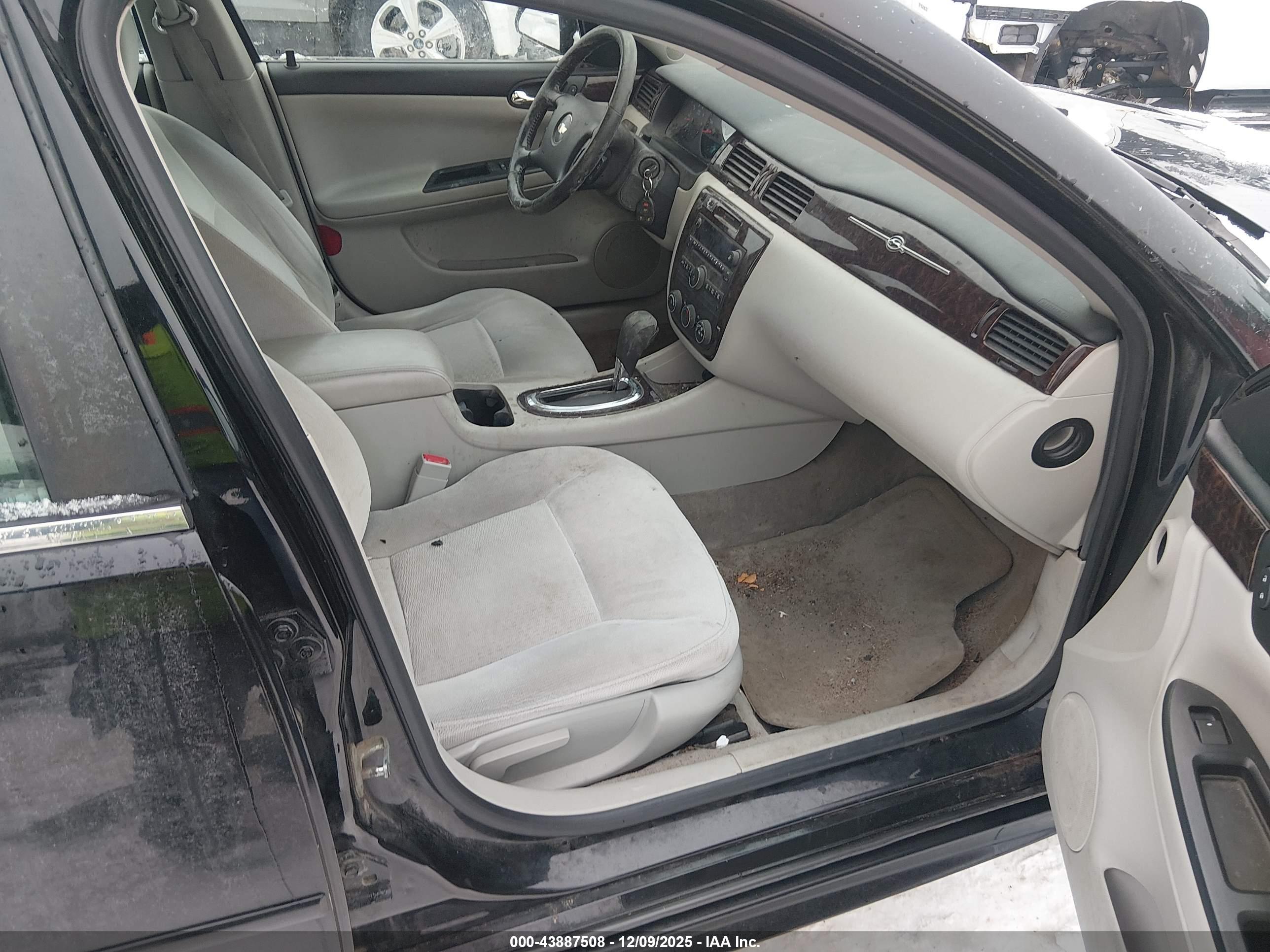 CHEVROLET IMPALA image 5